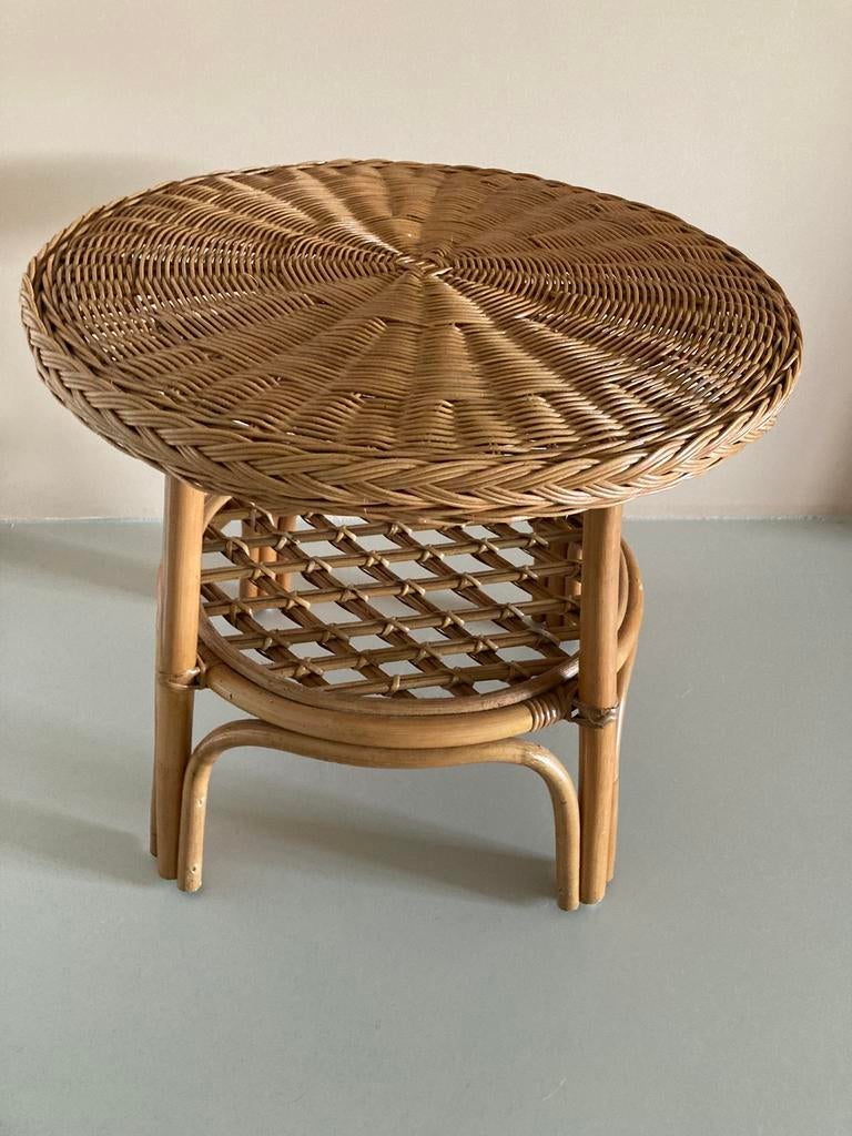 Rotan sallontafel bijzettafel ophalen zsm, Ophalen, Rond