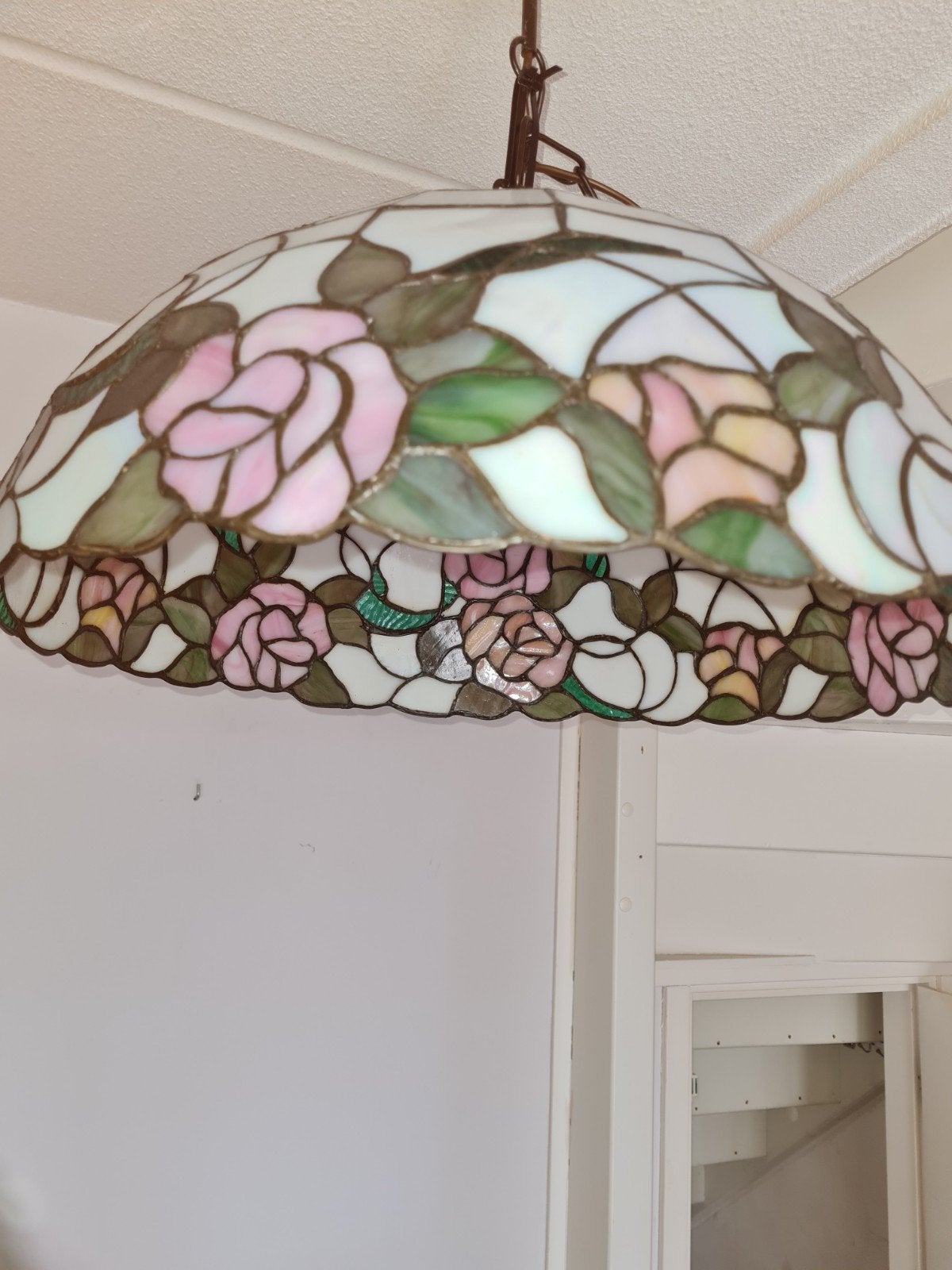 Tiffany Stijl Hanglamp met Rozenmotief, Antiek en Kunst, Ophalen