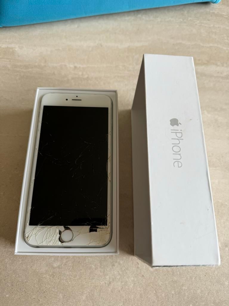 iPhone 6 Plus - Zilver - 16 GB, Telecommunicatie, Mobiele telefoons | Apple iPhone, Gebruikt, 16 GB, Ophalen of Verzenden, Zonder simlock