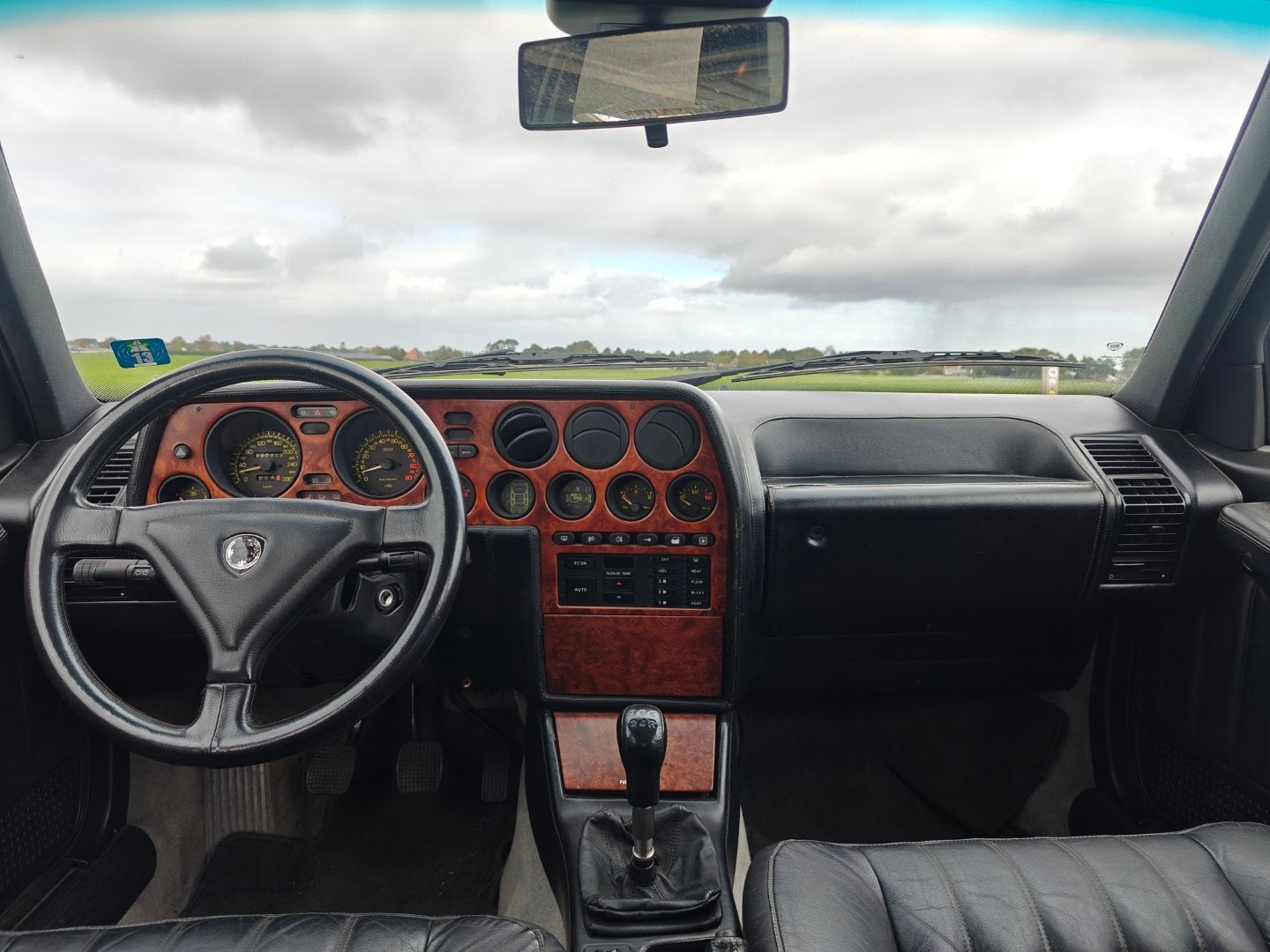 Lancia Thema 3.0 8.32 Ferrari | Uniek origineel (bj 1989), Auto's, Voorwielaandrijving, Zwart, Zwart, Leder