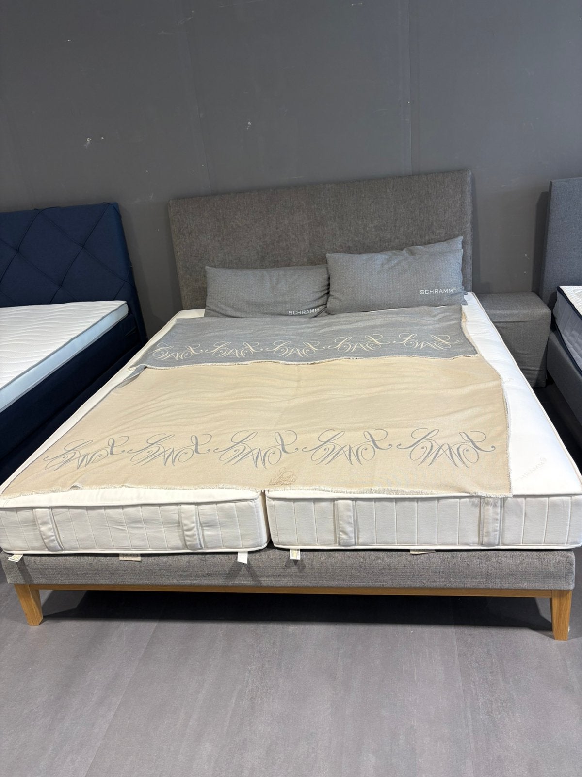 Schramm boxspring Zara-2, Ophalen, Tweepersoons, Zo goed als nieuw, Stof
