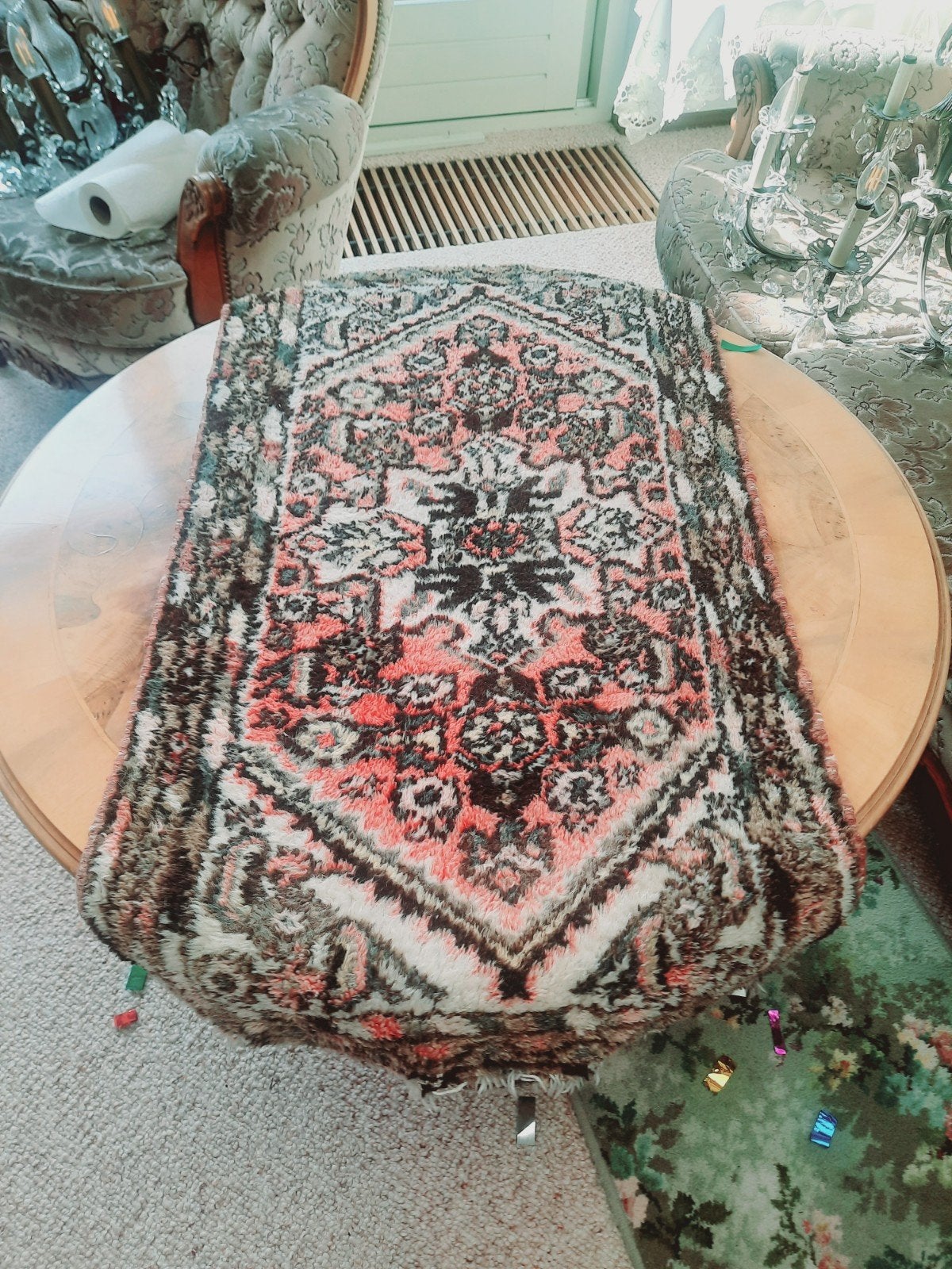 Vintage Perzisch tapijtje, handgeknoopt, roodgroen 1.10 x 61, Huis en Inrichting, Stoffering | Tapijten en Kleden, Gebruikt, 50 tot 100 cm
