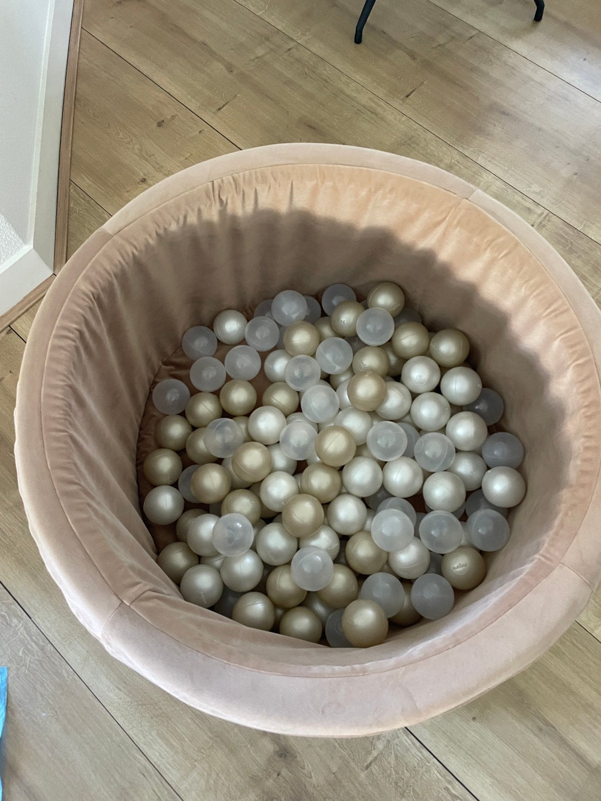 Gratis Misioo oud roze wasbare ballenbak, Kinderen en Baby's, Speelgoed | Overig, Ophalen, Zo goed als nieuw, Jongen of Meisje