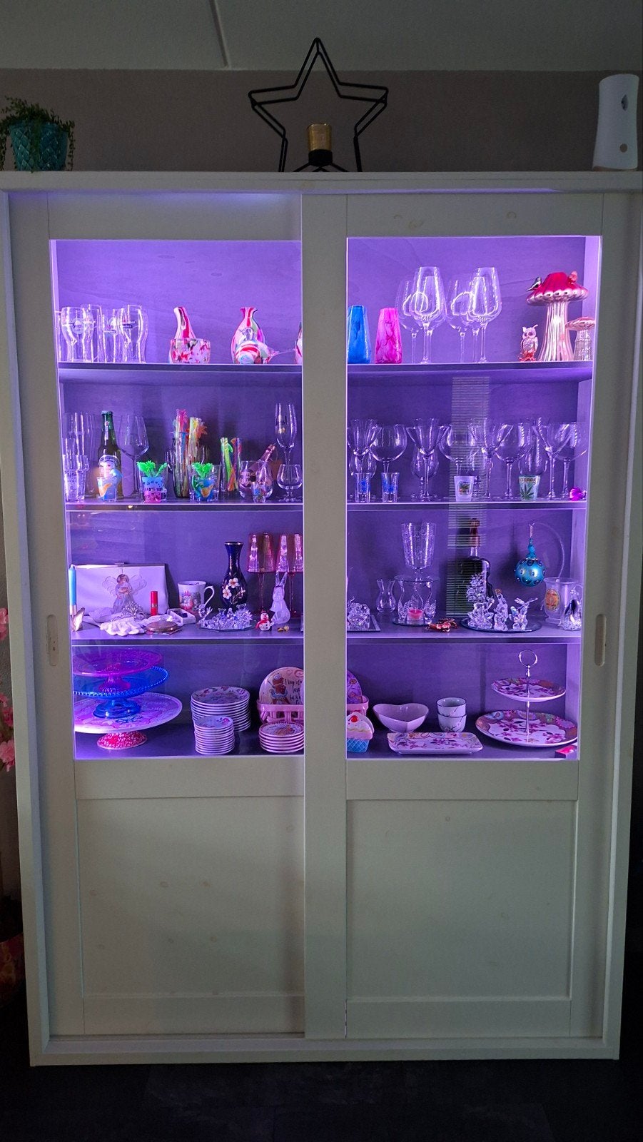 WOOOD schuifdeurkast met verlichting, Ophalen, Gebruikt, 25 tot 50 cm