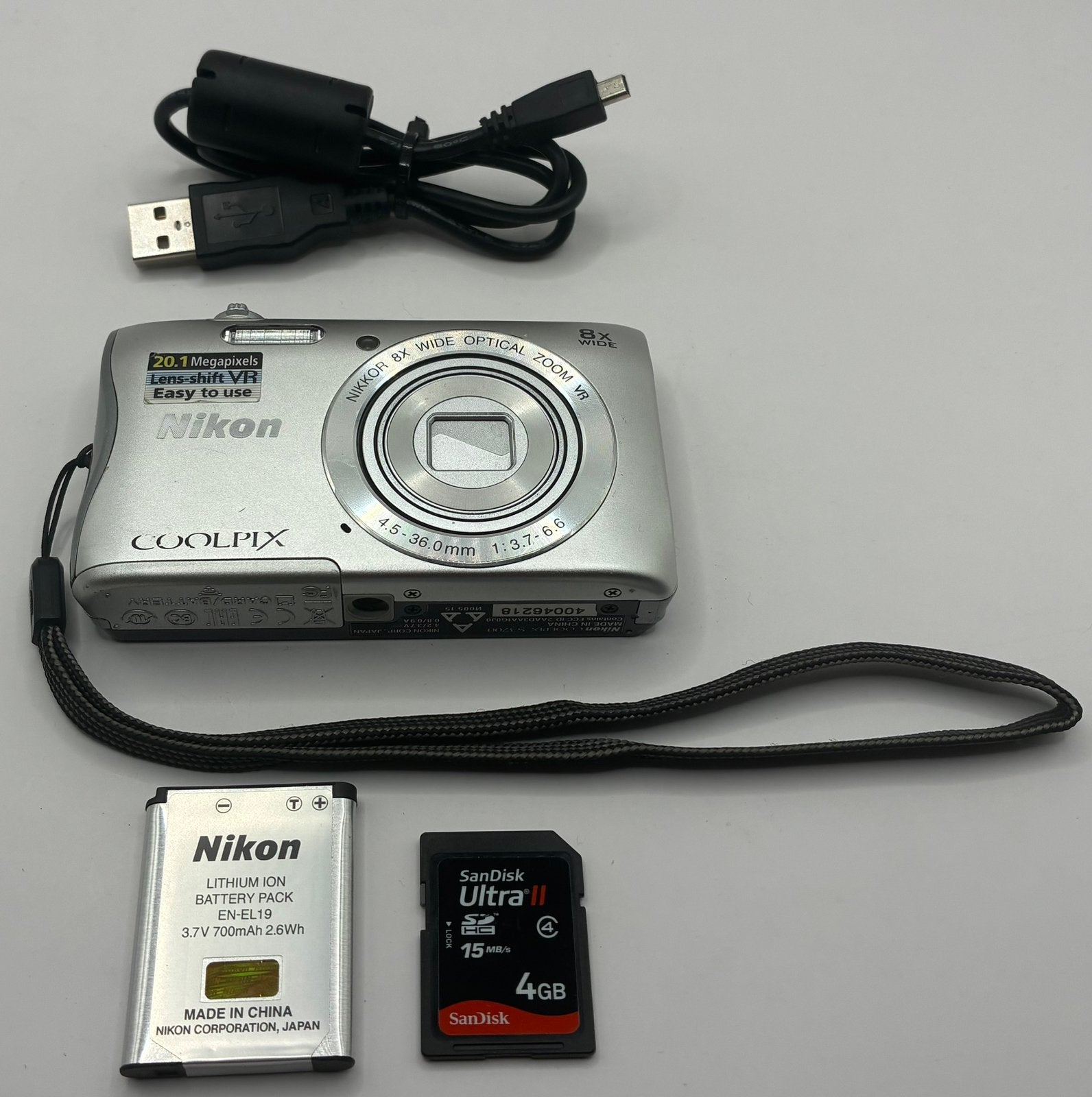 Nikon coolpix S3700 - compact camera, Ophalen of Verzenden, Zo goed als nieuw, Nikon, 8 keer of meer