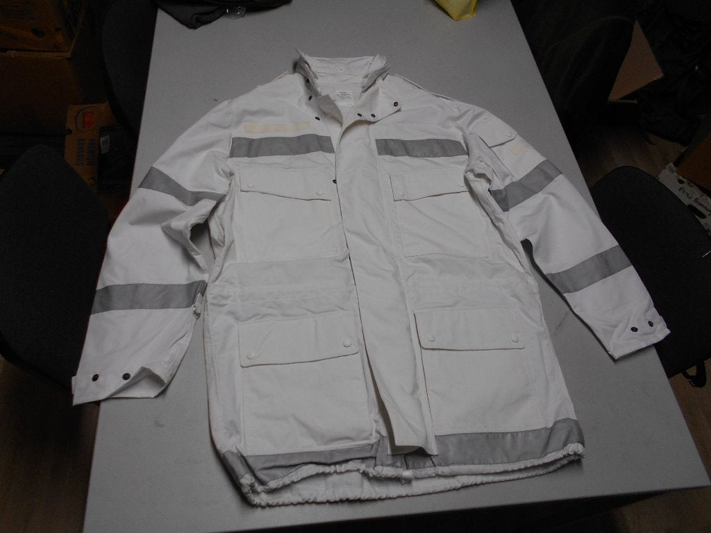 Parka jas wit Nederlands leger, Ophalen of Verzenden, Landmacht, Nederland, Kleding of Schoenen