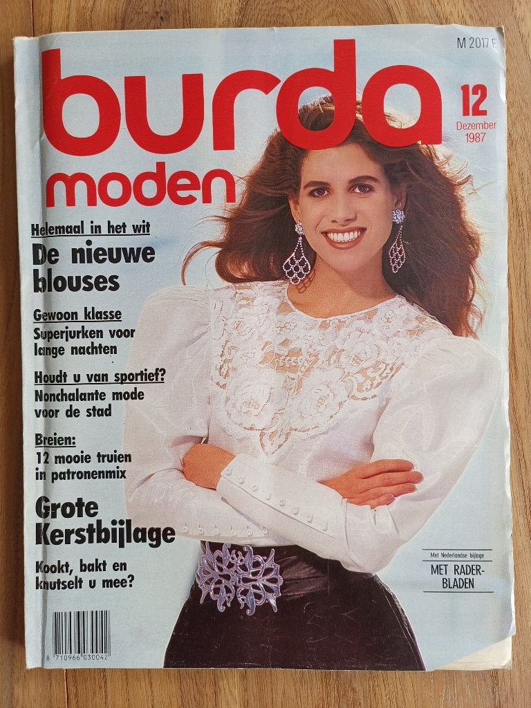 Burda december 1987 vintage patronen mode naaien, Hobby en Vrije tijd, Ophalen of Verzenden, Zo goed als nieuw, Vrouw, Burda