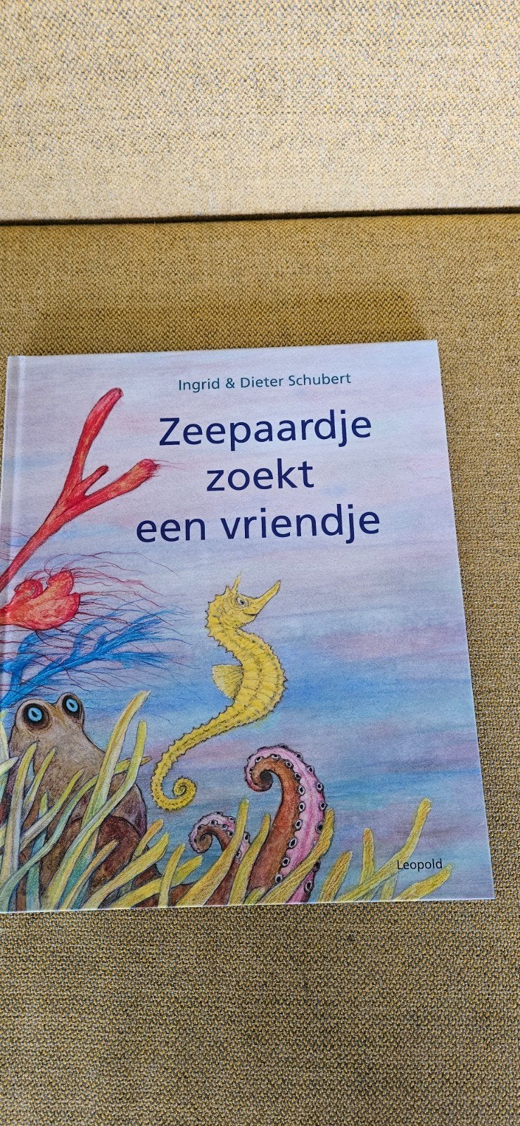 ingrid en Dieter schubert zeepaardje zoekt een vriendje, Ophalen of Verzenden, Gelezen
