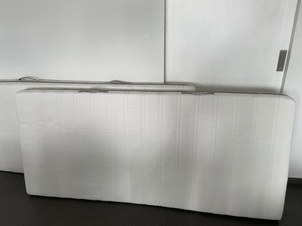 2x IKEA MALVIK Schuimmatras 90x200 cm, Ophalen, Gebruikt, 90 cm, Eenpersoons