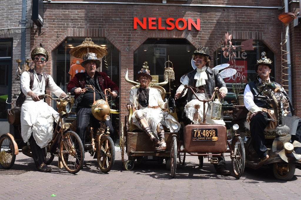 Steampunk karretjes voor straattheater act, Ophalen, Gebruikt