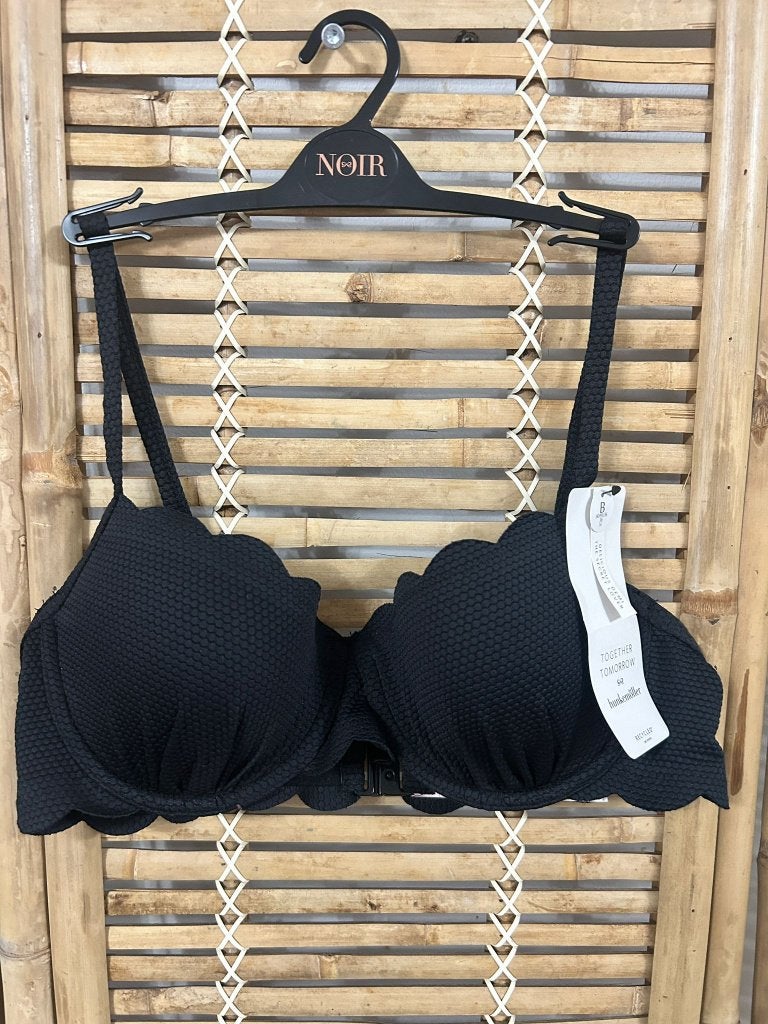 Hunkemöller Scallop Pd Bikinitop 80B, Zwart, Nieuw, Ophalen of Verzenden, Bikini