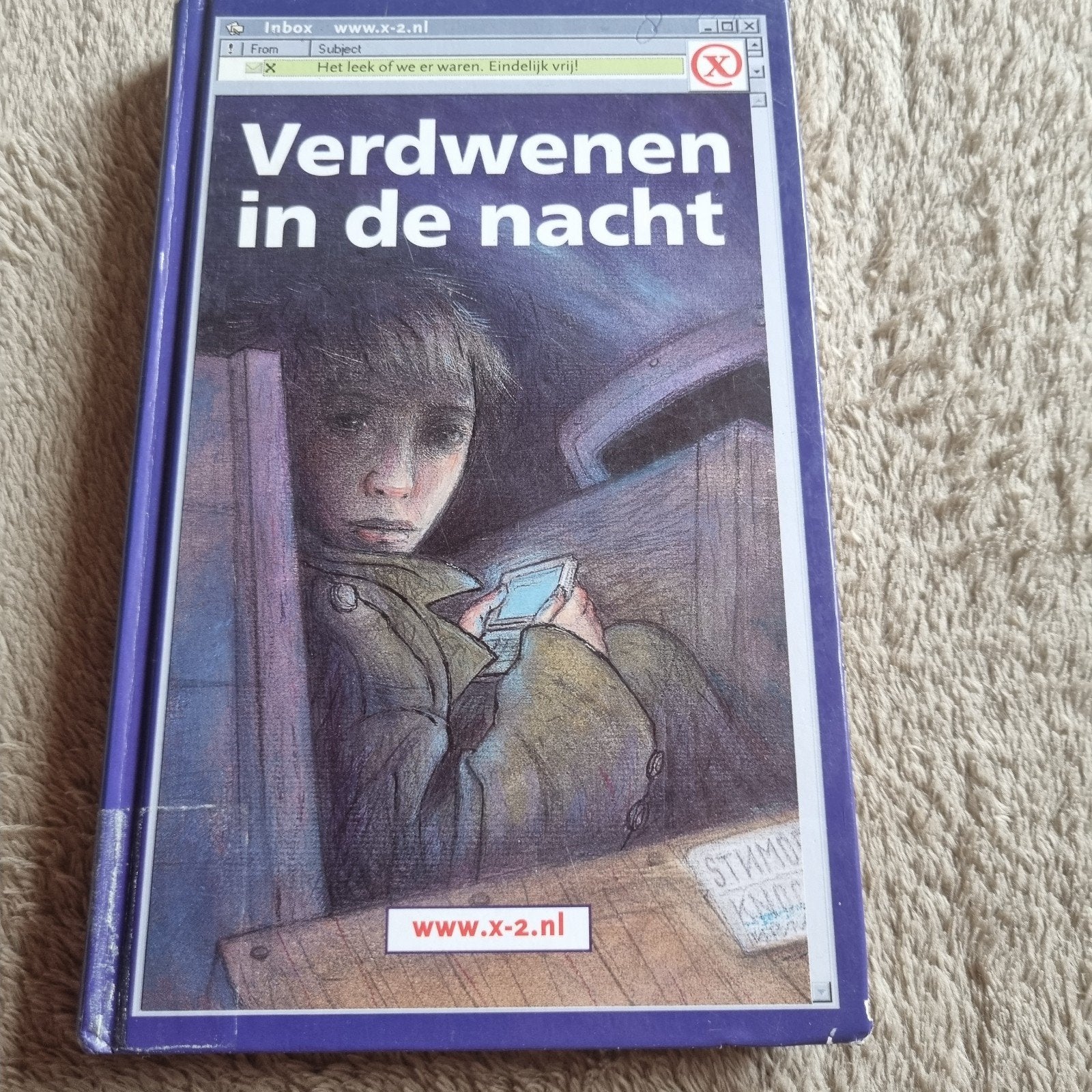 Verdwenen in de nacht - Spannend jeugdboek, Boeken, Ophalen of Verzenden, Gelezen, Elzenga, Nederland