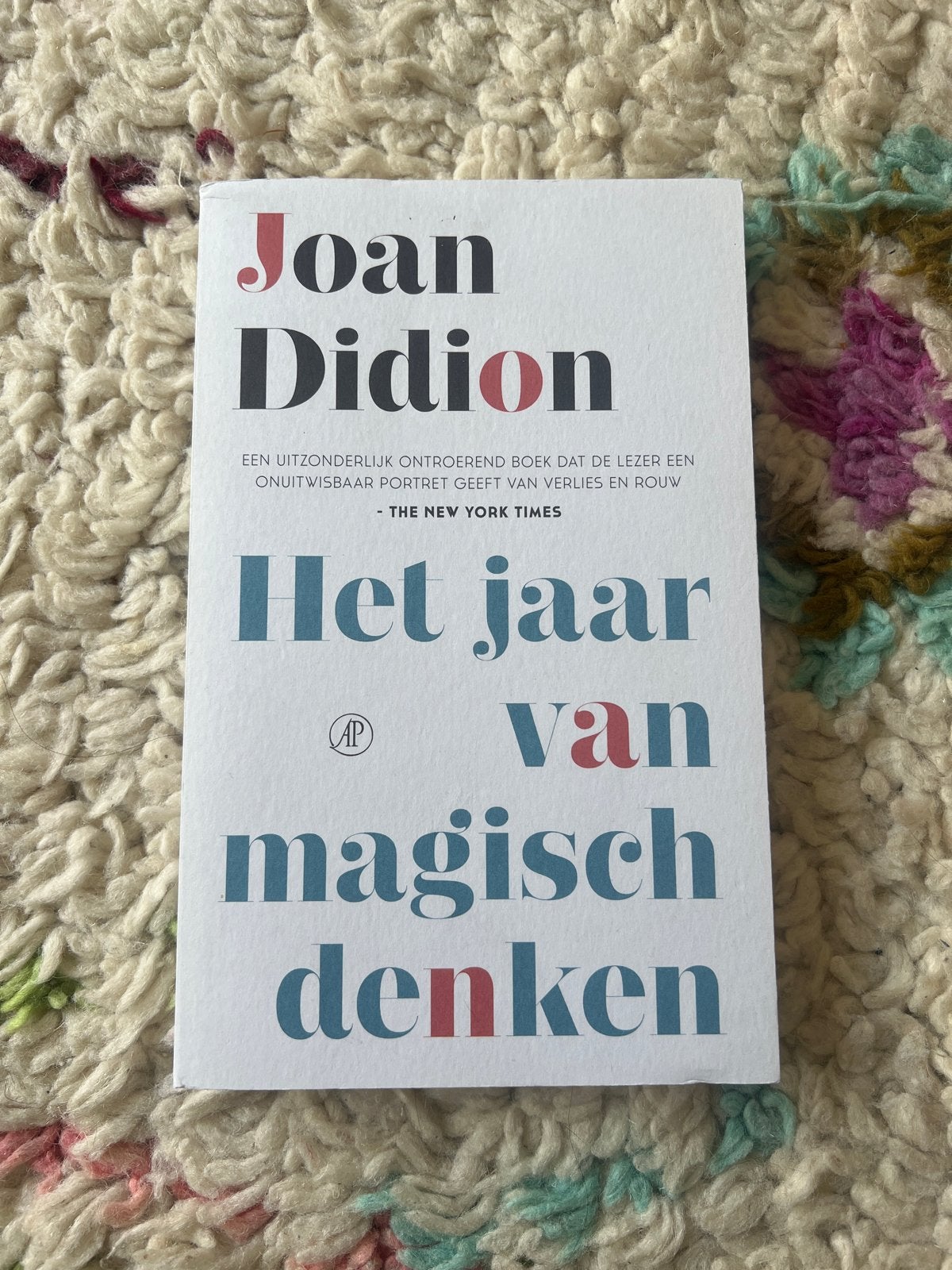 Het jaar van magisch denken - Joan Didion, Ophalen of Verzenden, Zo goed als nieuw, Nederland