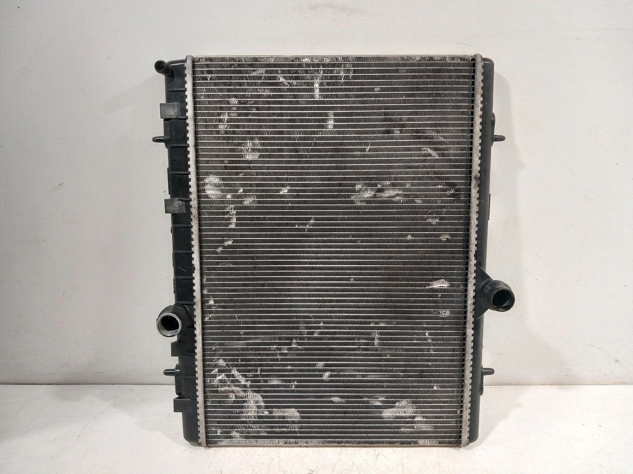 Radiateur Peugeot 5008, Onderdelen@venauto.nl, Van der Ven Autorecycling B.V., Gebruikt, Ettenseweg 76, 4706 PB Roosendaal, The Netherlands