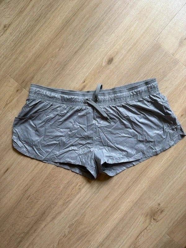 Adidas Stella McCartney Shorts, Zilver, maat M, Maat 38/40 (M), Zo goed als nieuw, Hardlopen of Fietsen, Grijs