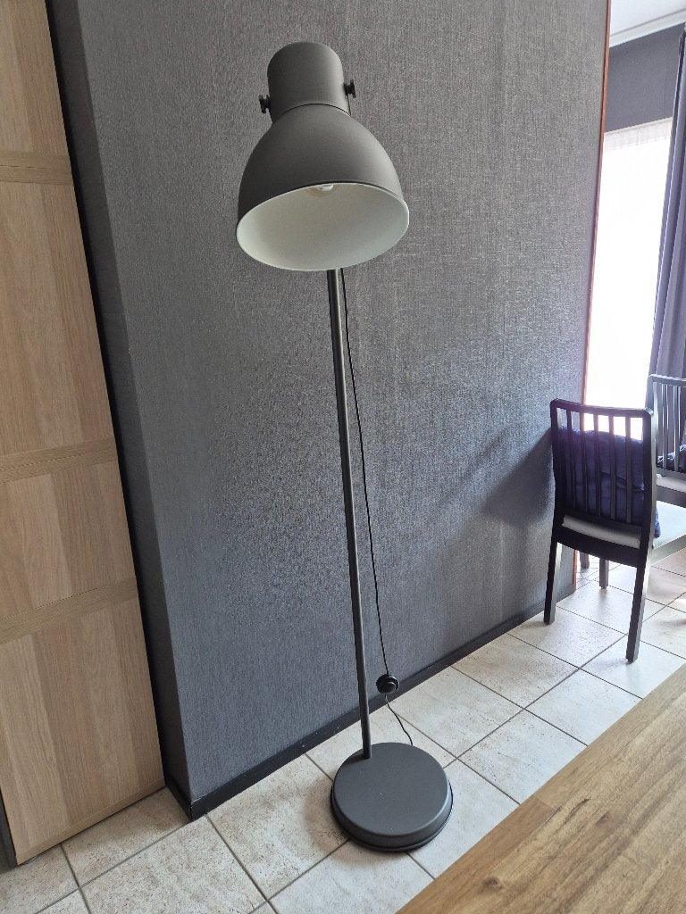 ikea lamp, Huis en Inrichting, Lampen | Vloerlampen, Ophalen, Zo goed als nieuw, Minder dan 100 cm