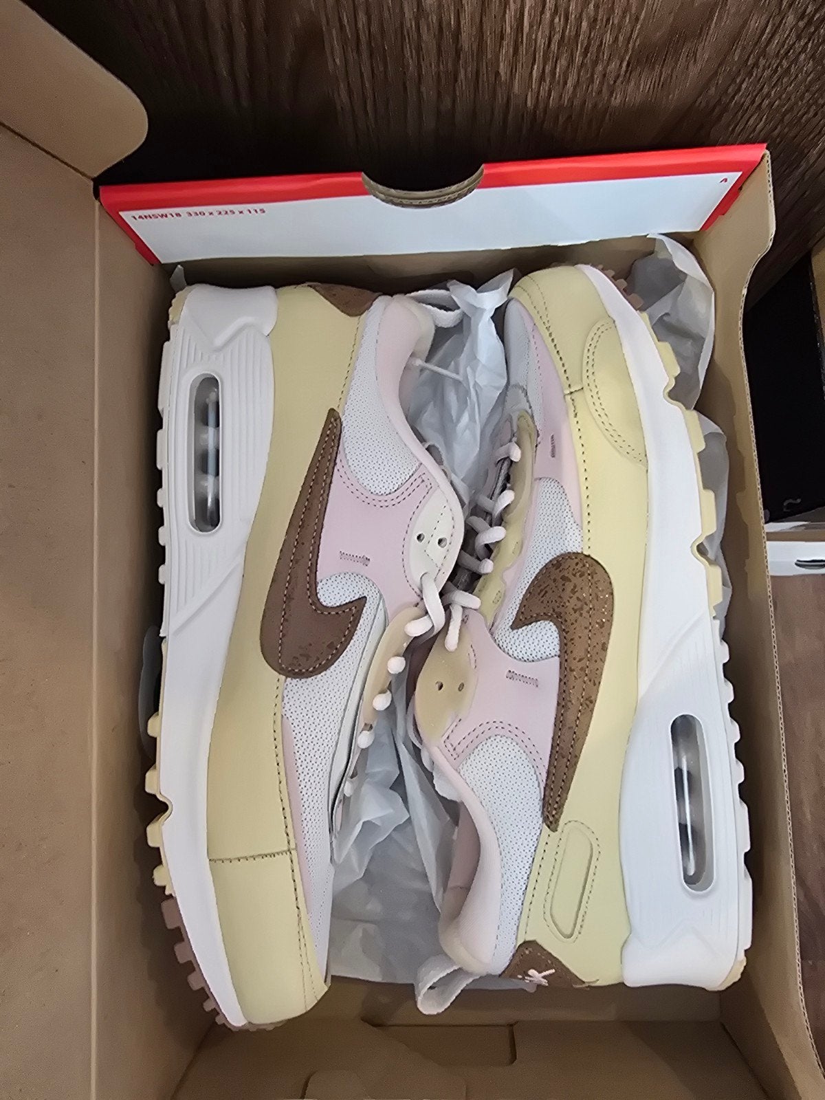 Nike Air Max 90 sneakers - Maat 42.5, Beige, Nike, Nieuw, Ophalen of Verzenden
