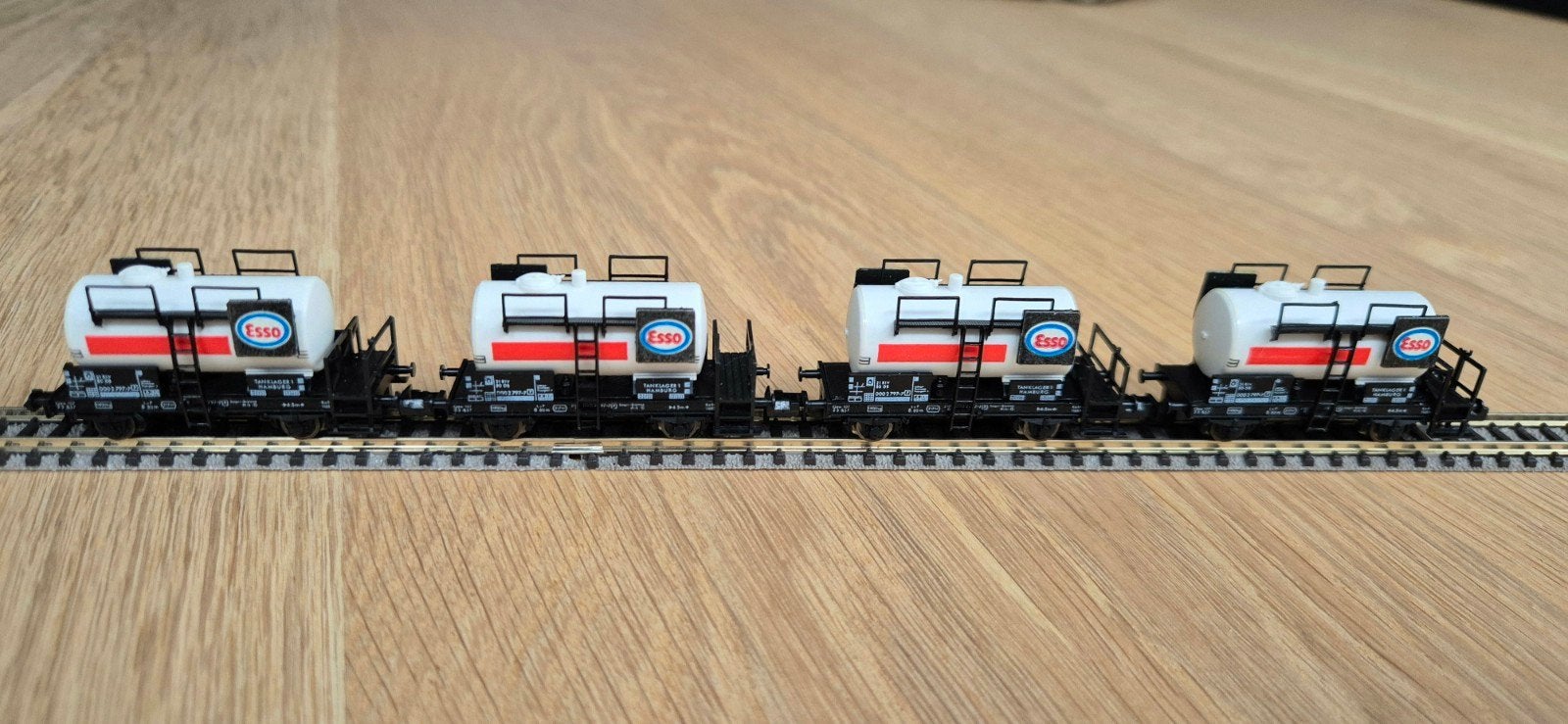 Fleischmann 8400 ketelwagon 4x, Ophalen of Verzenden, Zo goed als nieuw, Wagon, Fleischmann