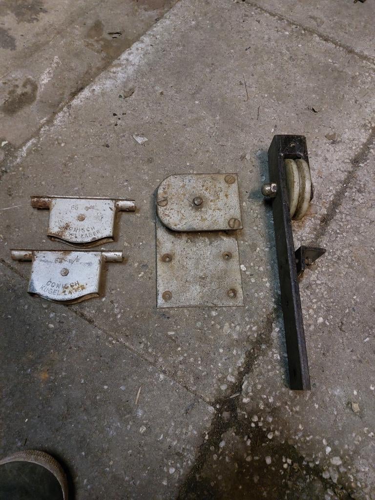Diverse delen voor een schuifdeur, Doe-het-zelf en Verbouw, Hang- en Sluitwerk, Ophalen of Verzenden