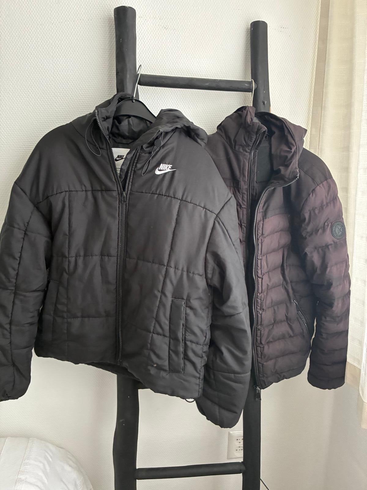 2 winterjassen, Nike Therma-FIT en Airforce winterjassen, Kleding | Heren, Ophalen, Gedragen, Maat 46 (S) of kleiner, Zwart