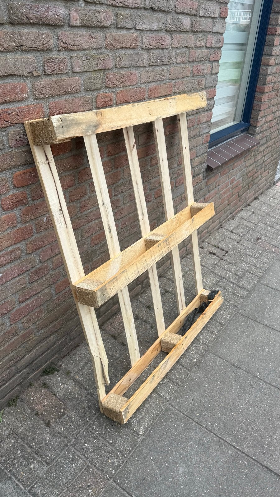 Houten pallet gratis afhalen in Deurne, Ophalen, Gebruikt, Binnen, Rechthoekig