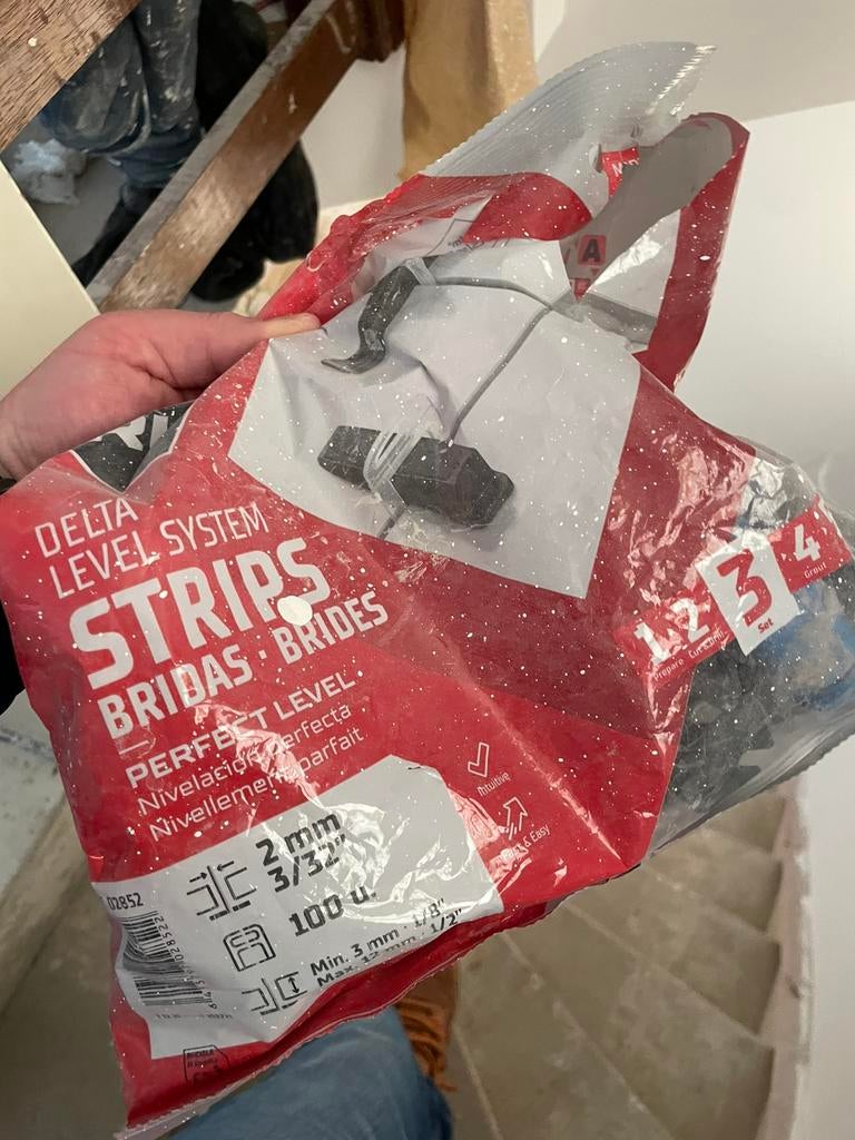 Tegel levelers kruisje rubi, Ophalen of Verzenden, Zo goed als nieuw