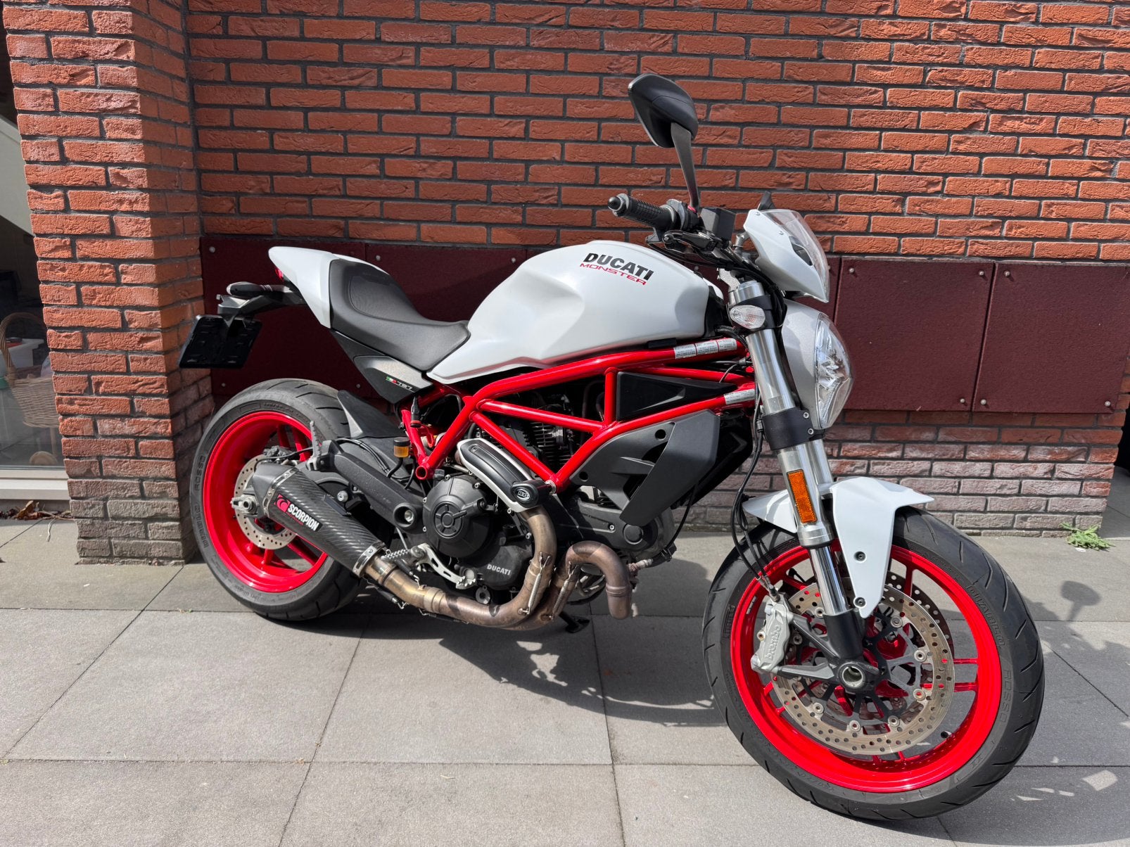 Ducati Monster 797+, Motoren, 2 cilinders, Occasion, Particulier, Meer dan 35 kW