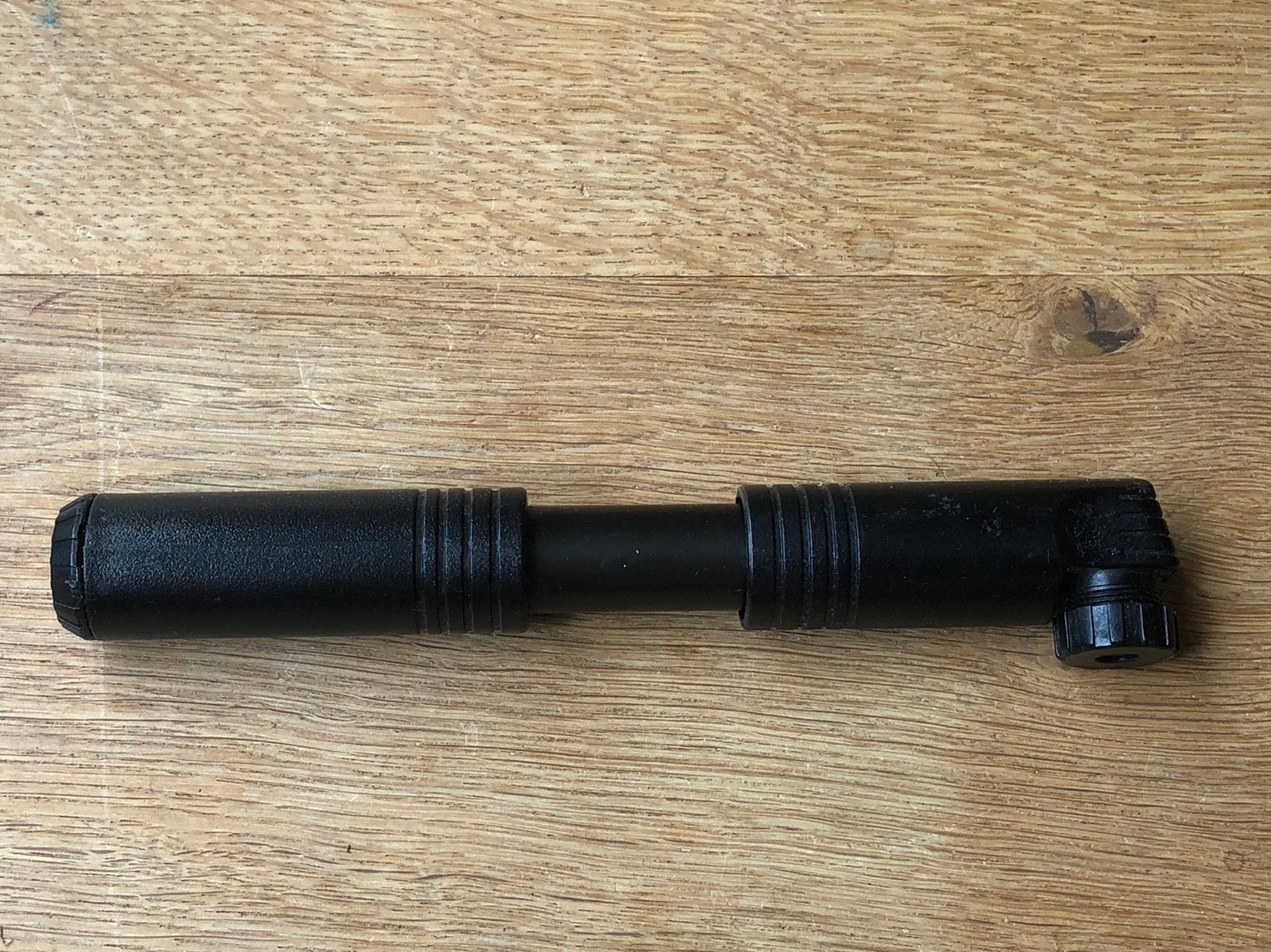 Oud compact Gazelle fietspompje voor op een Gazellefiets, Fietsen en Brommers, Fietsaccessoires | Fietspompen, Gebruikt, Ophalen of Verzenden