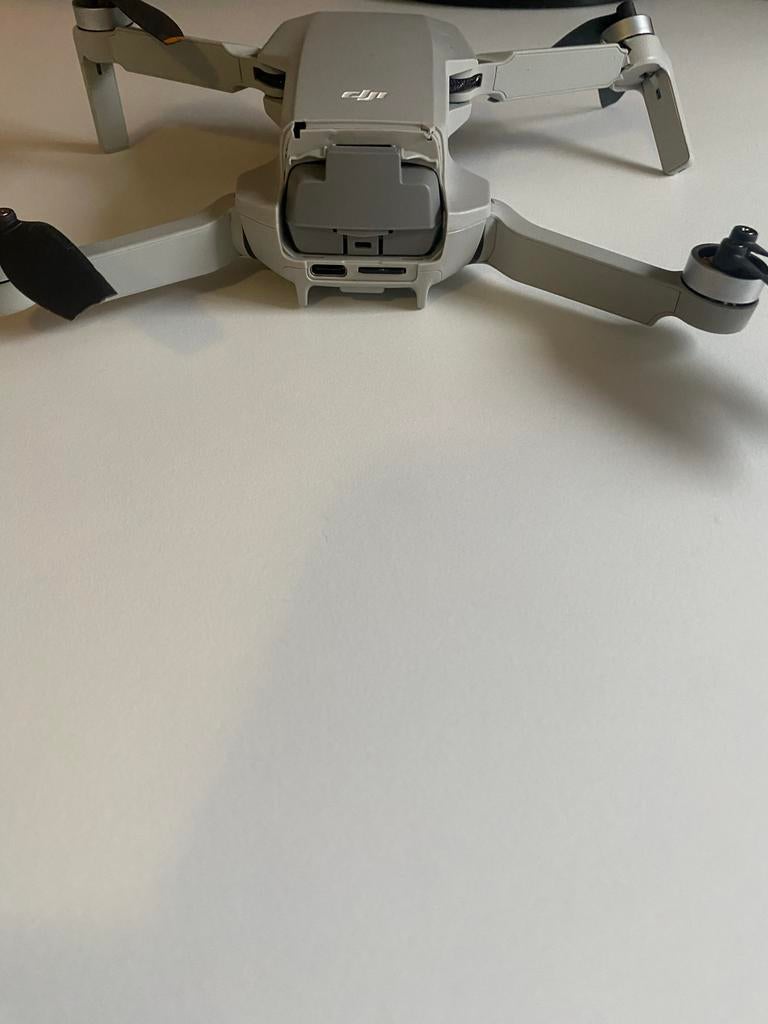 DJI Mini 2 SE drone - beschadigd, zonder onderdelen, Audio, Tv en Foto, Drones, Cameradrone, 5 tot 10 kilometer, Niet werkend