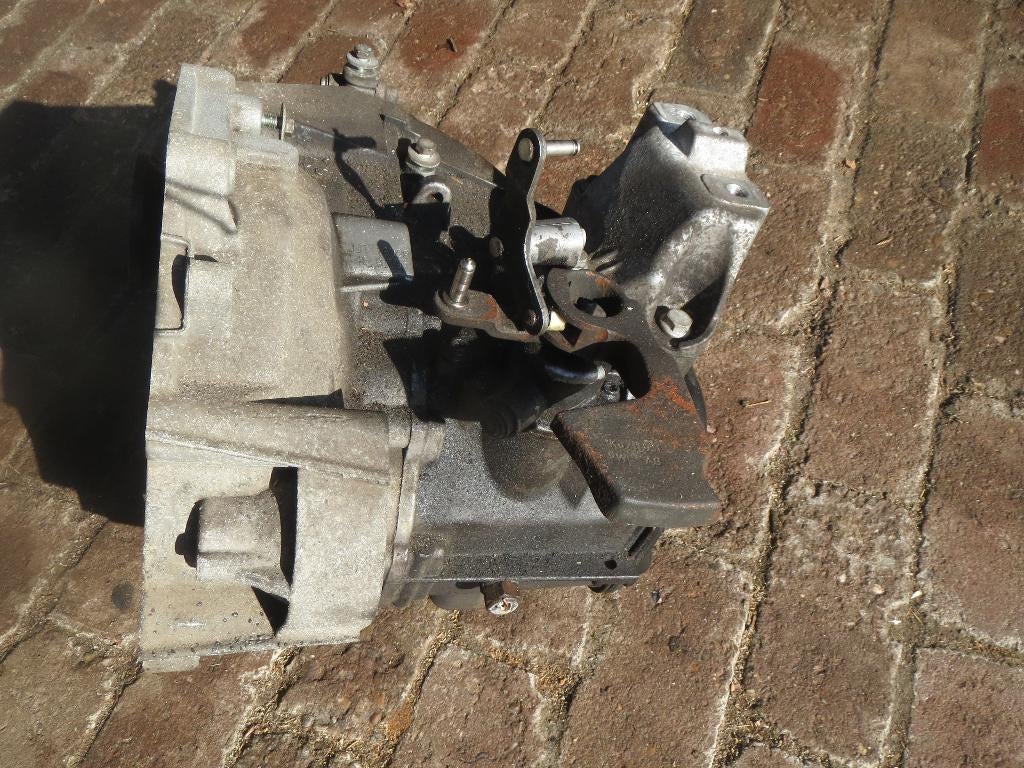 VW Versnellingsbak Caddy code JJT 1.6 benzine, Ophalen, Gebruikt, Volkswagen