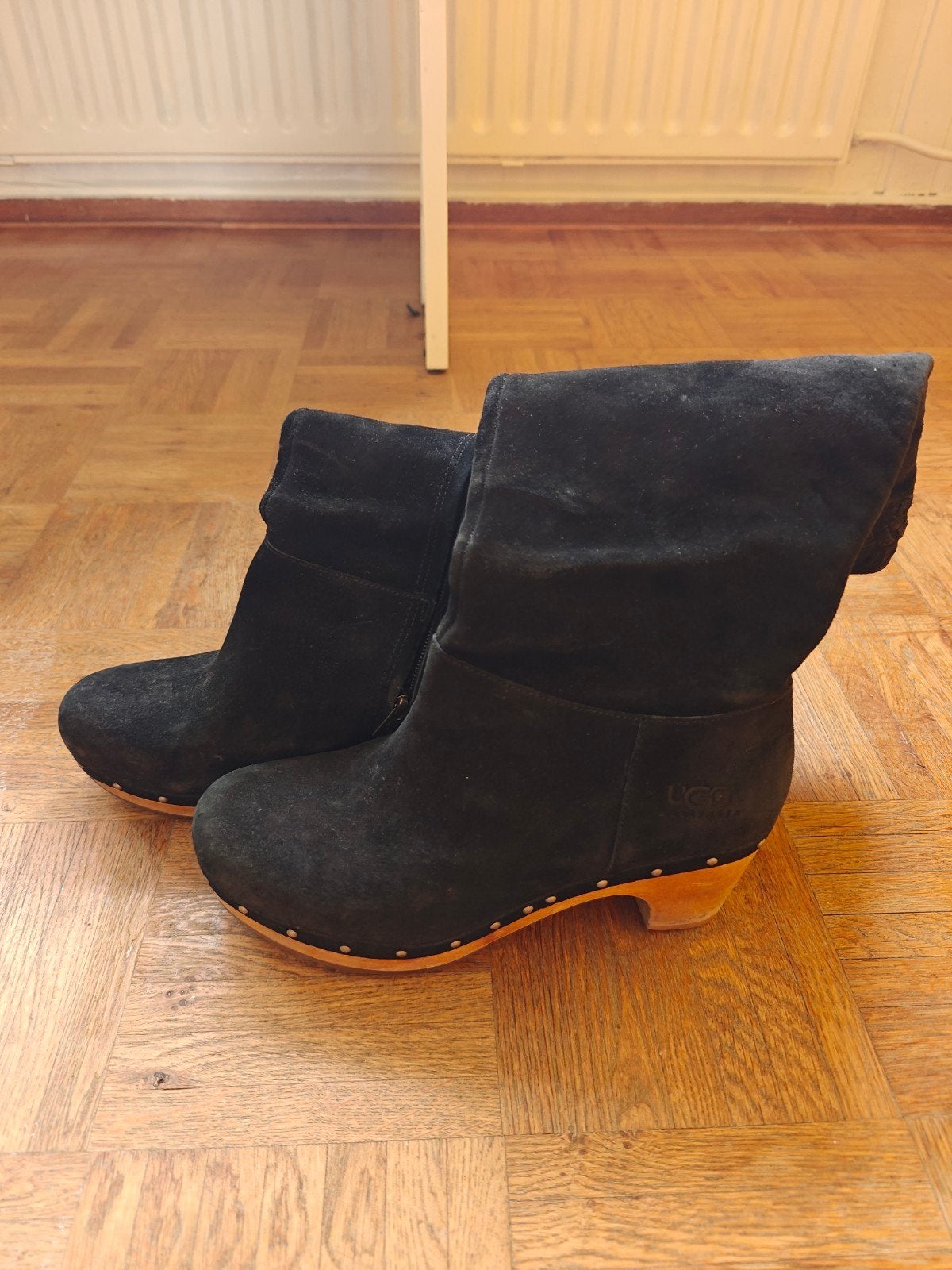 orginele zwarte ugg mt 40, Ophalen of Verzenden, Gedragen, Zwart