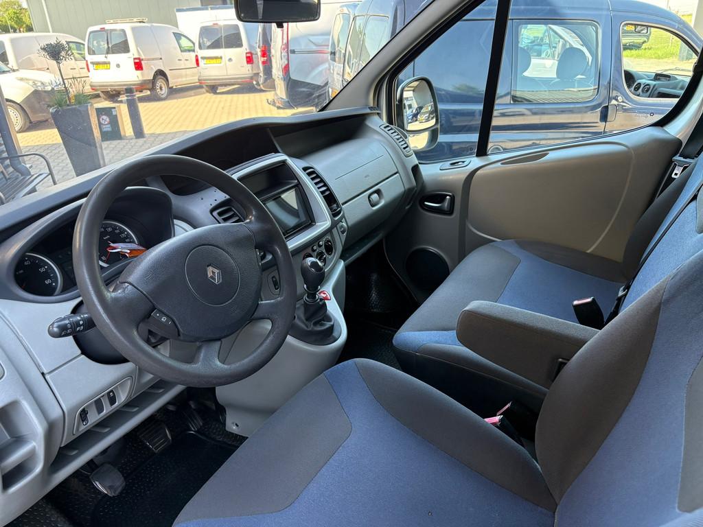 Renault Trafic 2.5 dCi L2H1 DC Tech Line Marge, Auto's, Bestelauto's, Voorwielaandrijving, Euro 5, Stof, Gebruikt