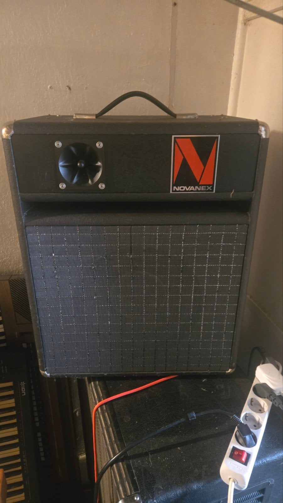 Novanex PL75N - Uitstekende Bassunit voor kleine PA-sets, Muziek en Instrumenten, Ophalen, Gebruikt