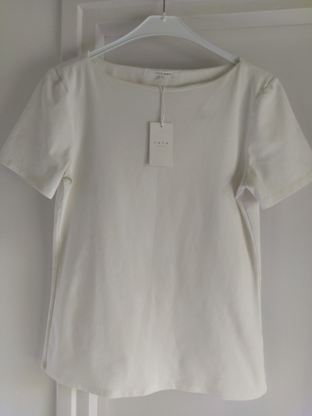 NIEUW!! YAYA apart mooie wit shirt VAN 39,95 VOOR 11,95 EURO, Kleding | Dames, T-shirts, Maat 38/40 (M), Verzenden, Wit, Nieuw