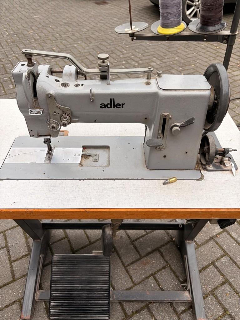 Adler industrie naaimachine, Gebruikt, Naaimachine, Industrieel, Ophalen