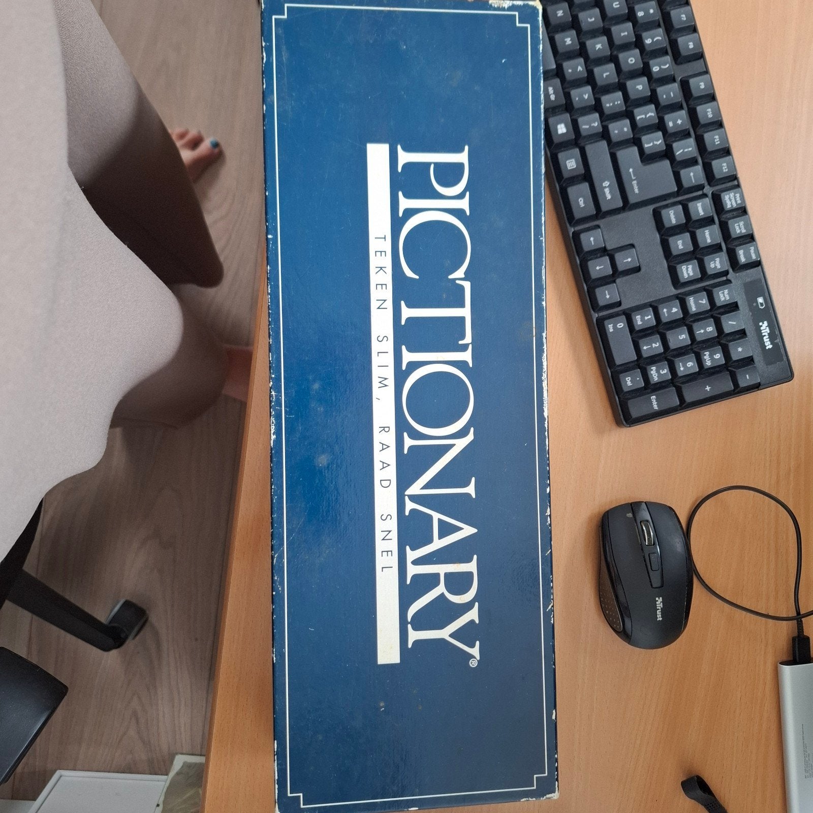 Pictionary Bordspel - Teken Slim, Raad Snel, Drie of vier spelers, Ophalen of Verzenden, Gebruikt