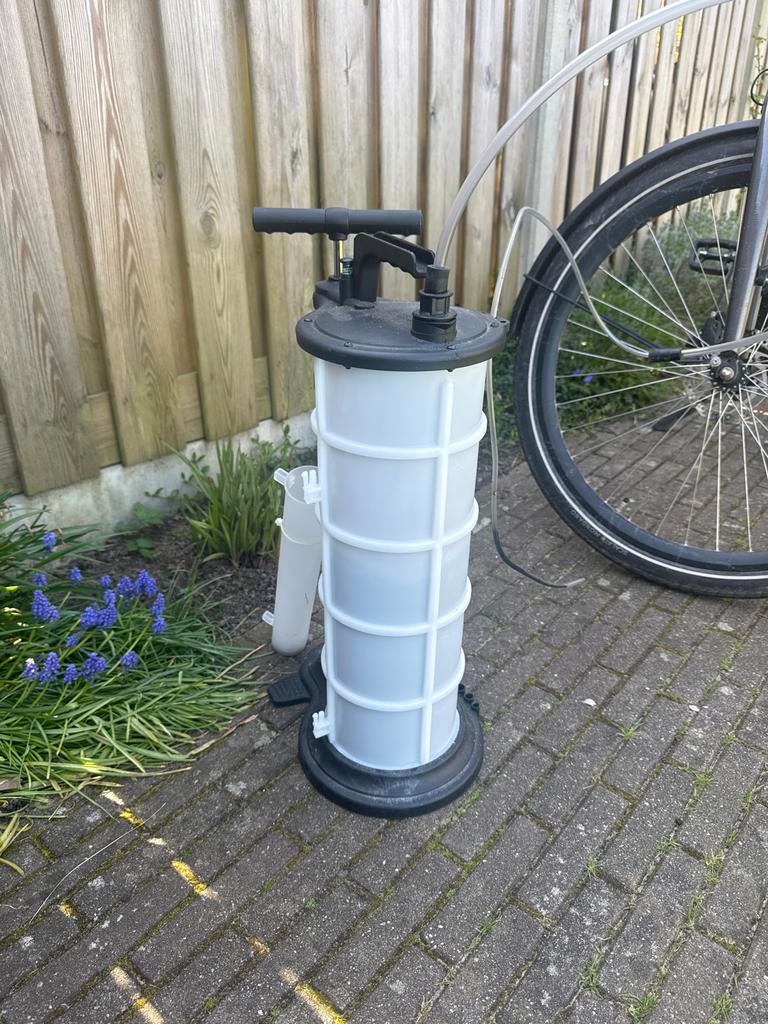 Olie extractor - Slechts één keer gebruikt, Ophalen, Zo goed als nieuw