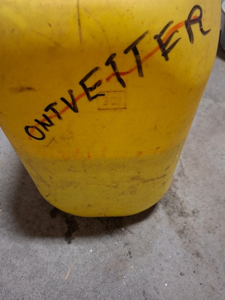 15 liter ontvetter(motor onderdelen) in grote 30 L container, Ophalen, Gebruikt, Motor en Techniek