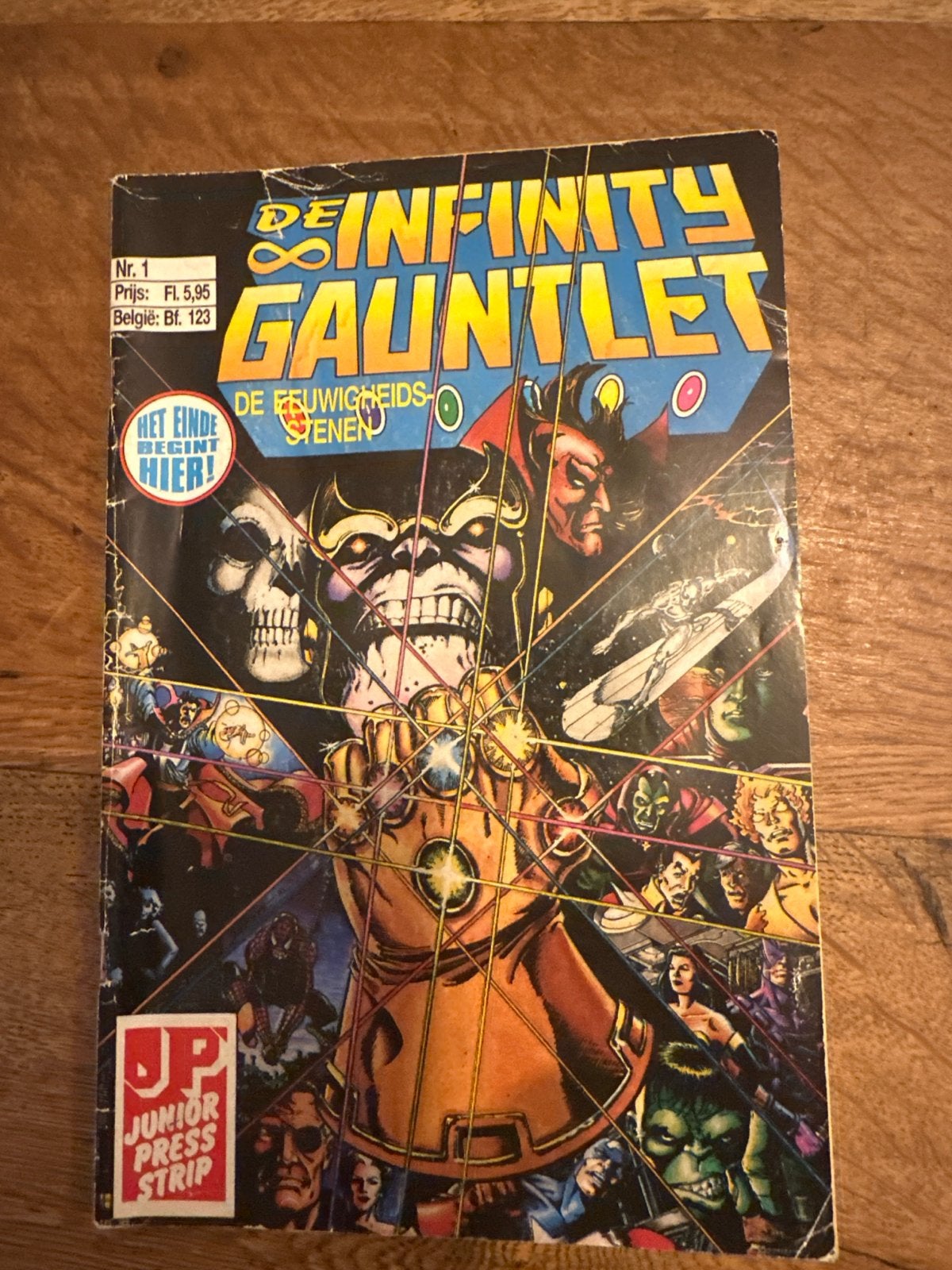 De Infinity Gauntlet Nr. 1 - Junior Press Strip, Eén stripboek, Ophalen of Verzenden, Gelezen