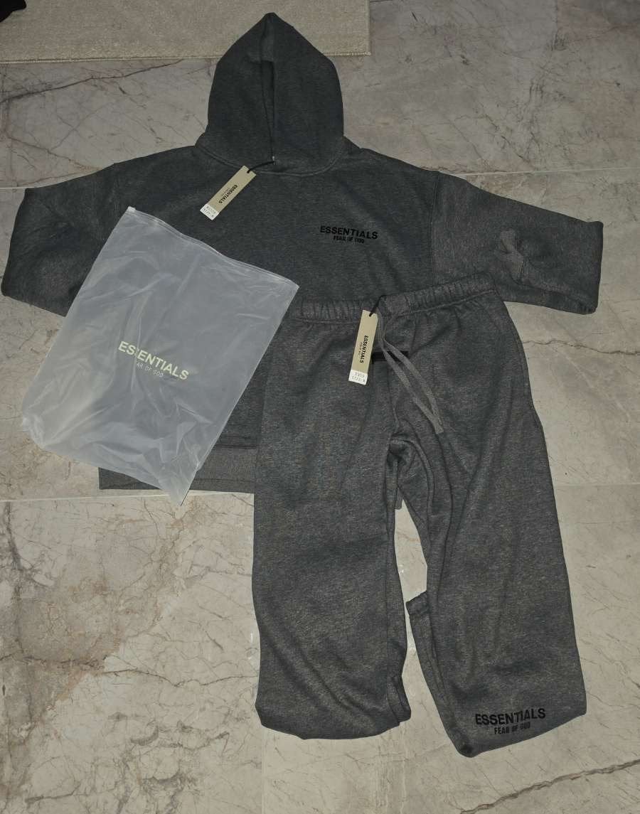 Essentials Fear of God Dark Heather Grey- Maat M, Kleding | Heren, Verzenden, Nieuw, Maat 48/50 (M), Grijs