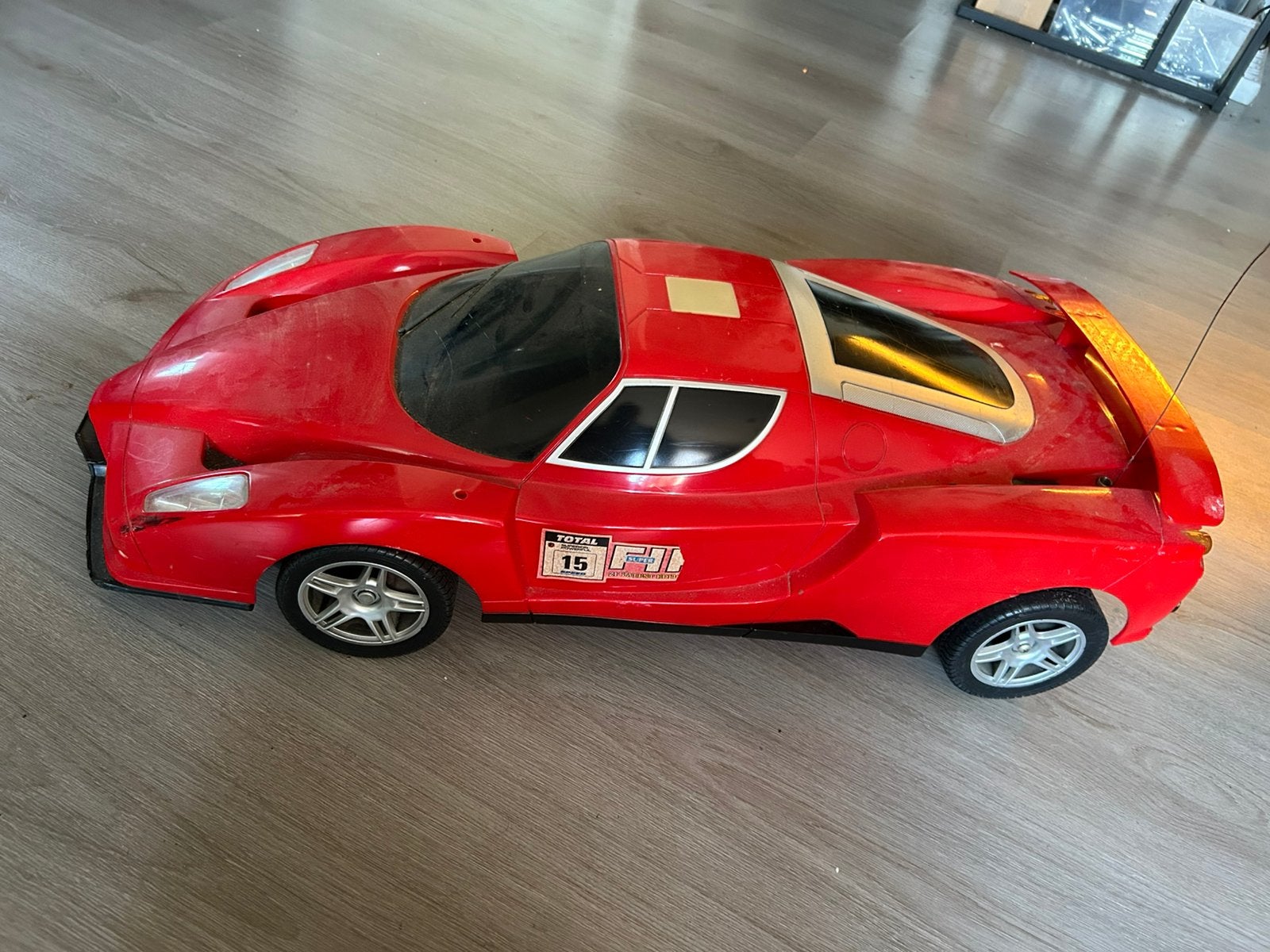 Rc auto ferrari, Elektro, Ophalen of Verzenden, Zo goed als nieuw, Auto onroad