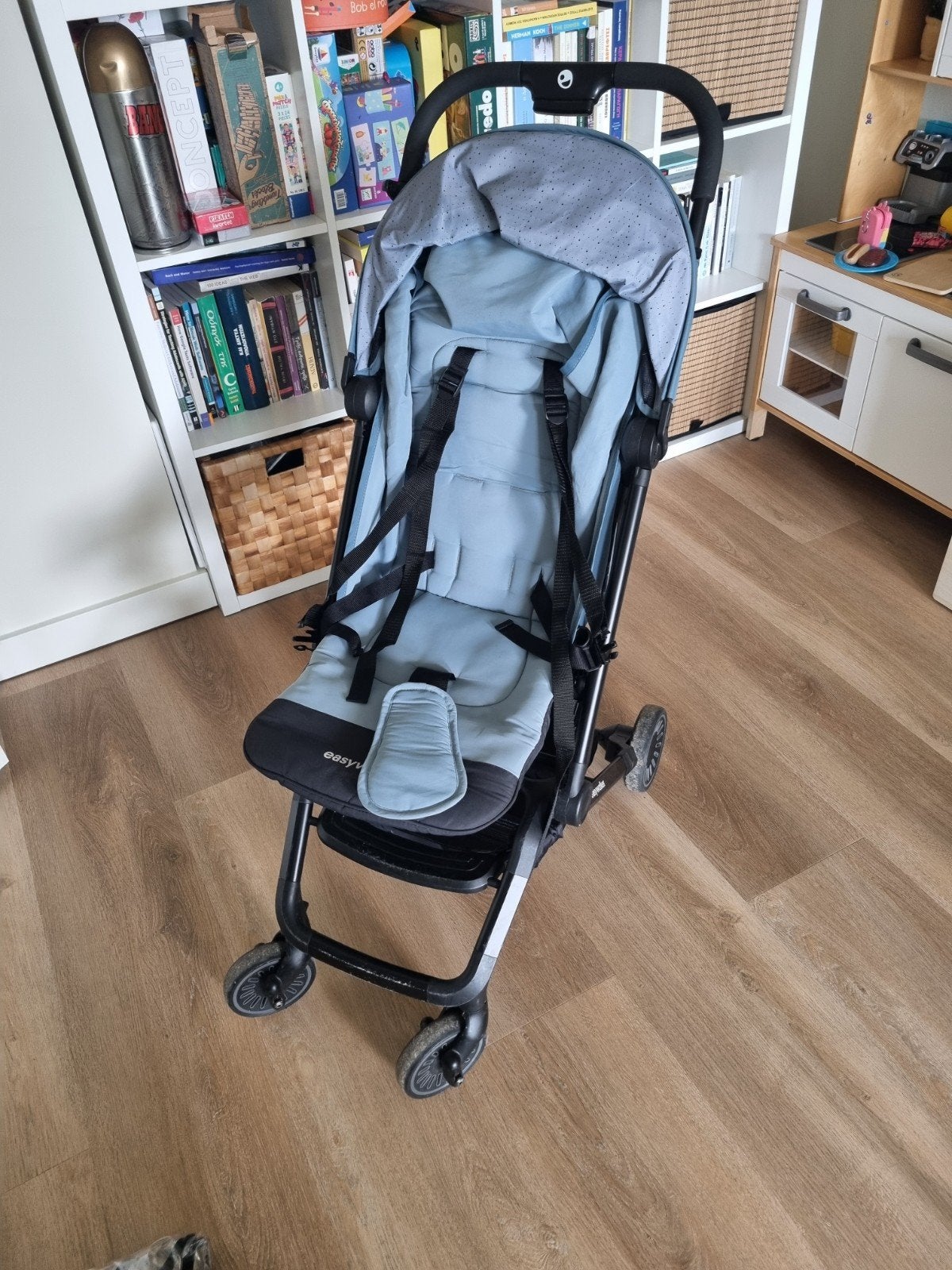 Easywalker Night Stars Blue Reisbuggy met Regenhoes, Kinderen en Baby's, Buggy's, Ophalen, Zo goed als nieuw, Regenhoes