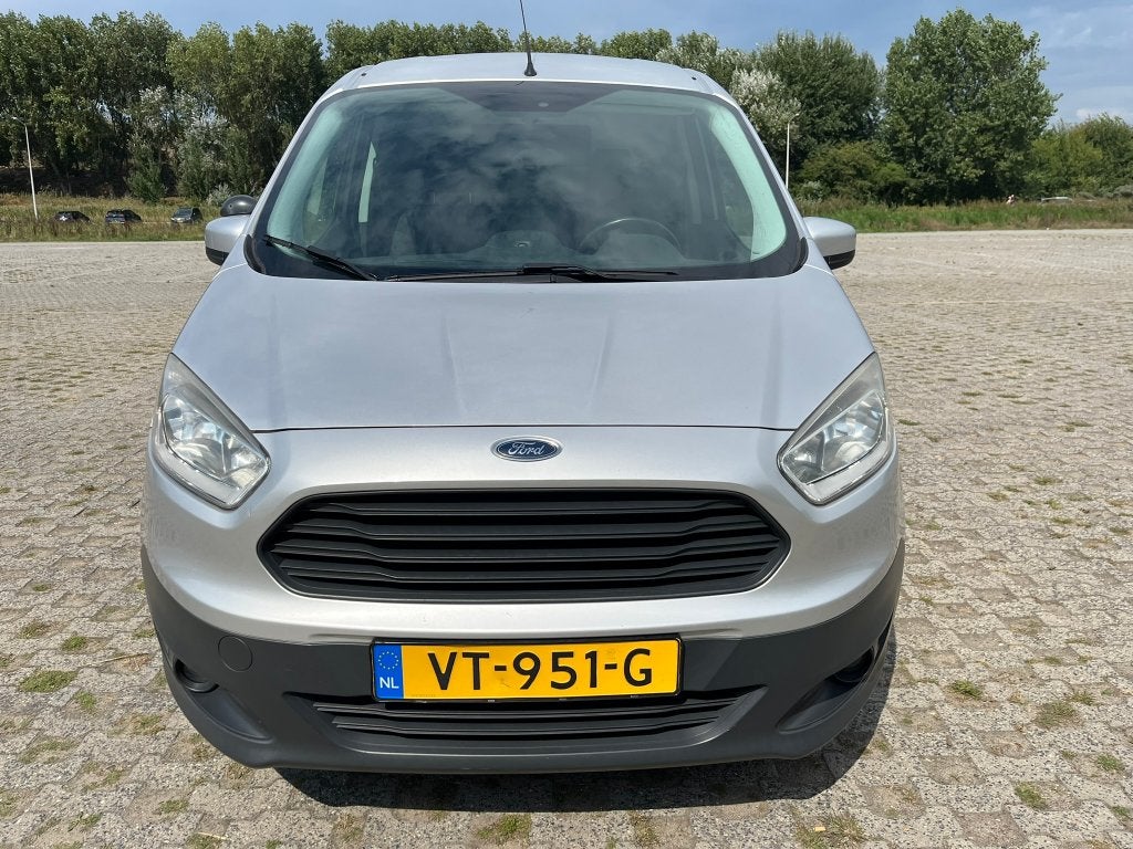 Zuinige Ford Transit Courier | benzine | slechts 68.972 km, Auto's, 0 kg, Origineel Nederlands, 595 kg, Handgeschakeld