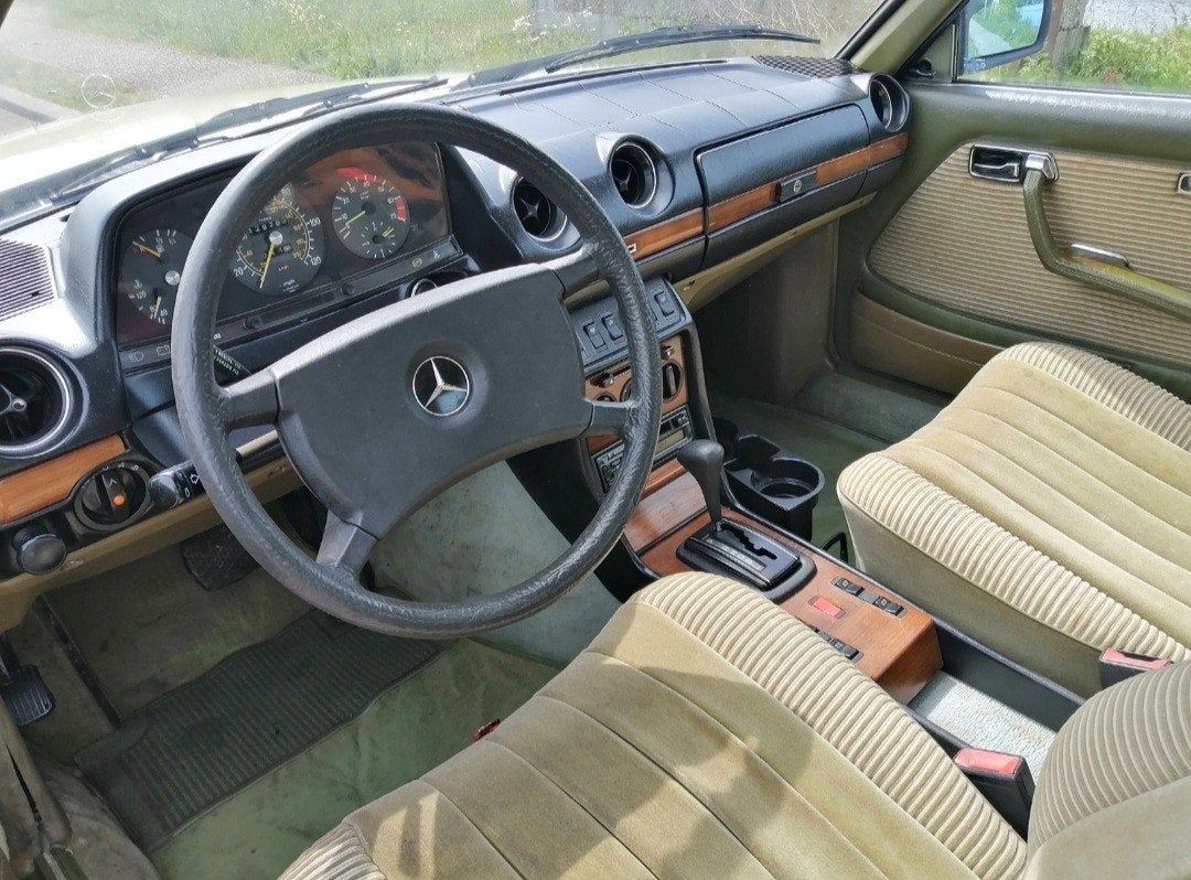 MERCEDES BENZ 230 CE COUPE, foto 5
