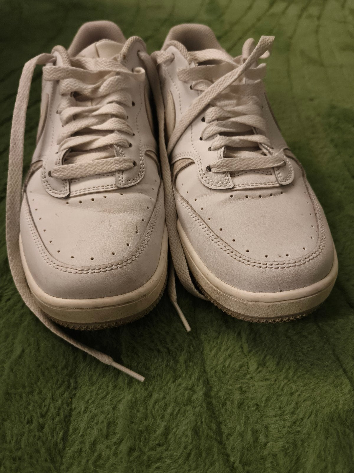 Mooie witte Nike sneakers maat 39, Nike, Schoenen, Ophalen of Verzenden, Zo goed als nieuw