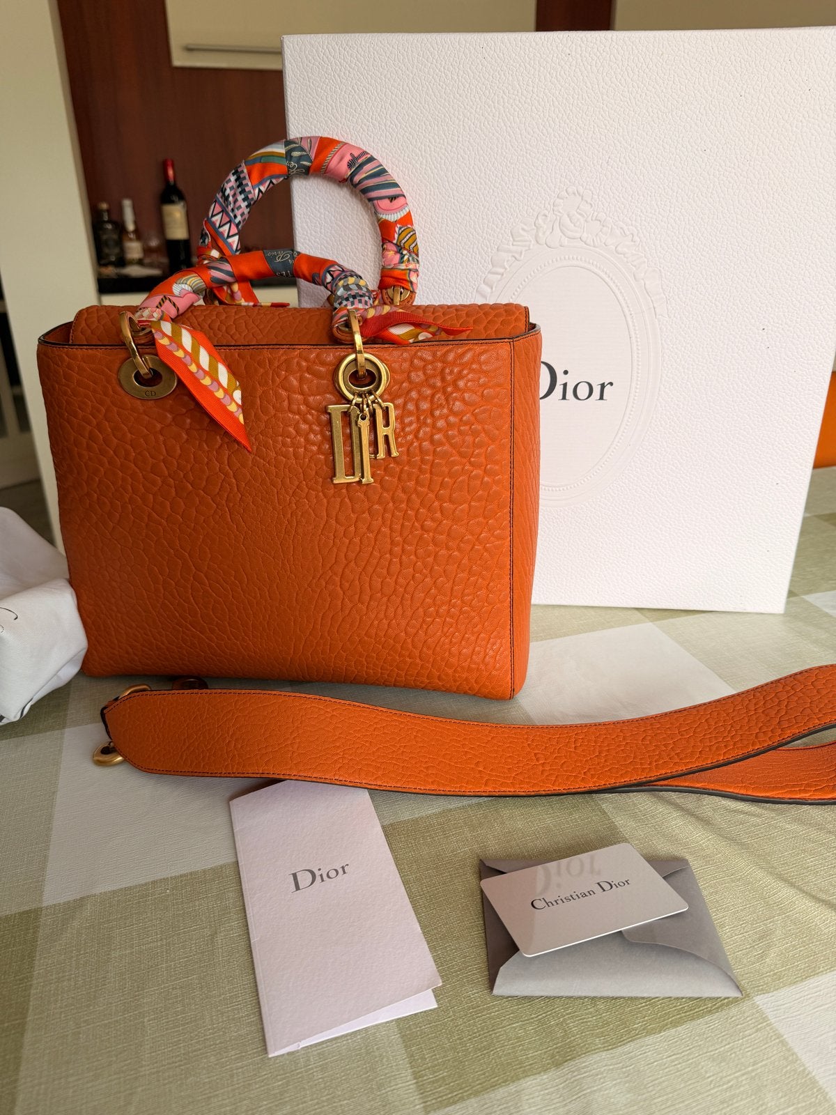 Dior Tote bag; Oranje Leer Als Nieuw, Sieraden, Tassen en Uiterlijk, Ophalen, Nieuw, Oranje, Handtas