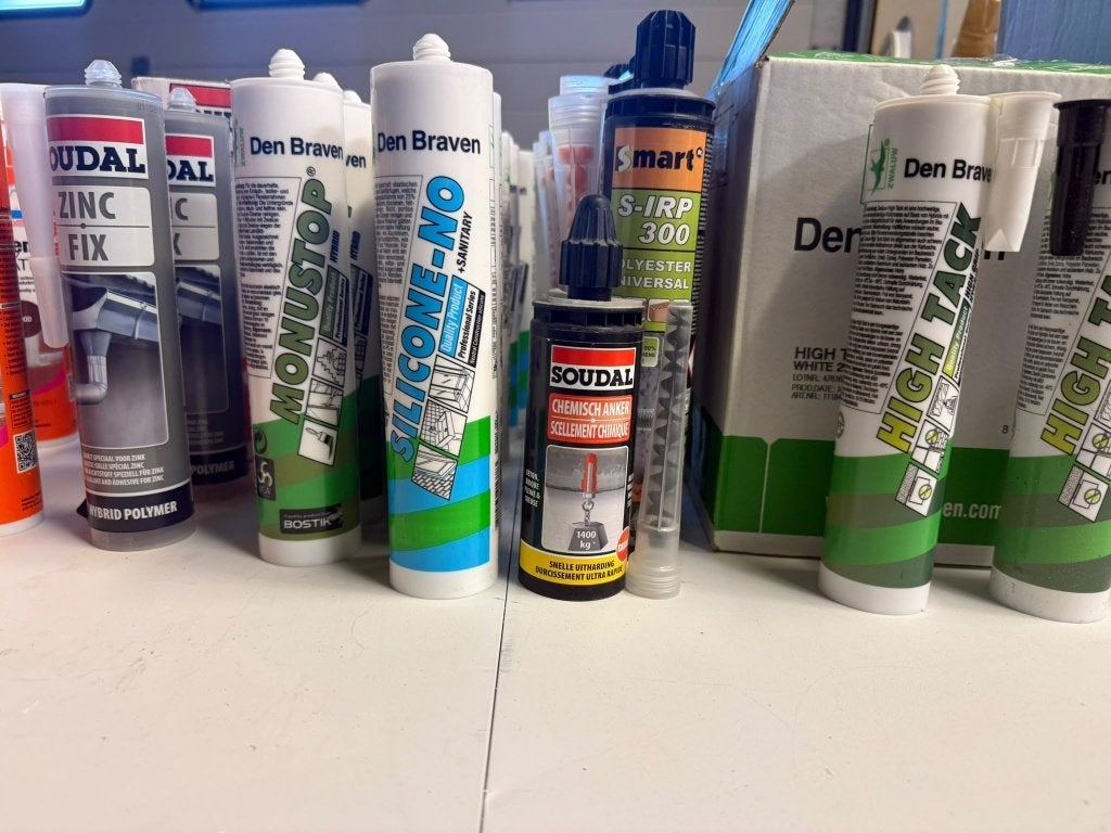 Partij kit diverse soorten, Overige materialen, Nieuw, Minder dan 5 m², Ophalen