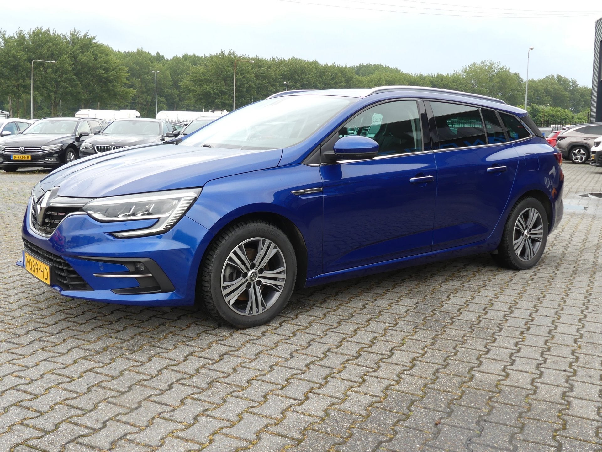 Renault Mégane Estate 1.6 E-Tech Plug-in Hybrid 160 Intens, Dealer onderhouden, 77 km/l, Gebruikt, 4 cilinders