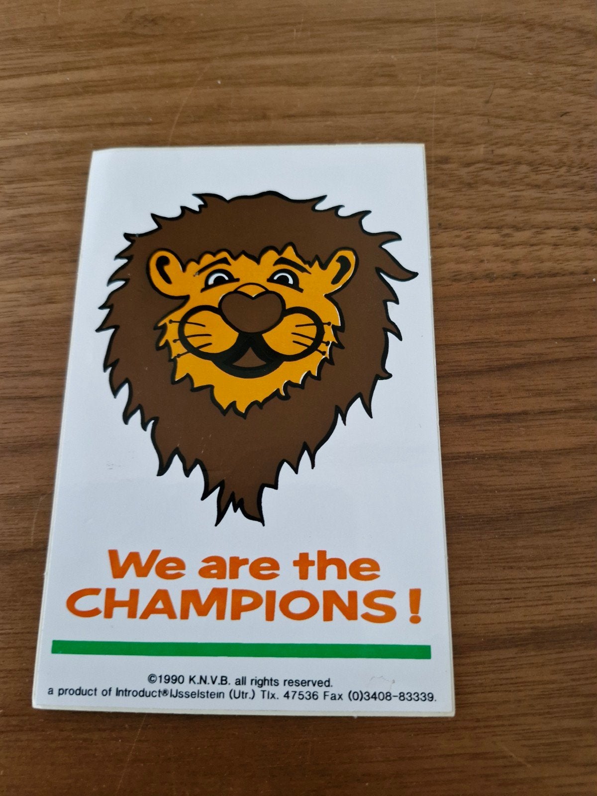 G 131 Vintage KNVB Leeuw Sticker - We are the Champions!, Ophalen of Verzenden, Nieuw, Sport