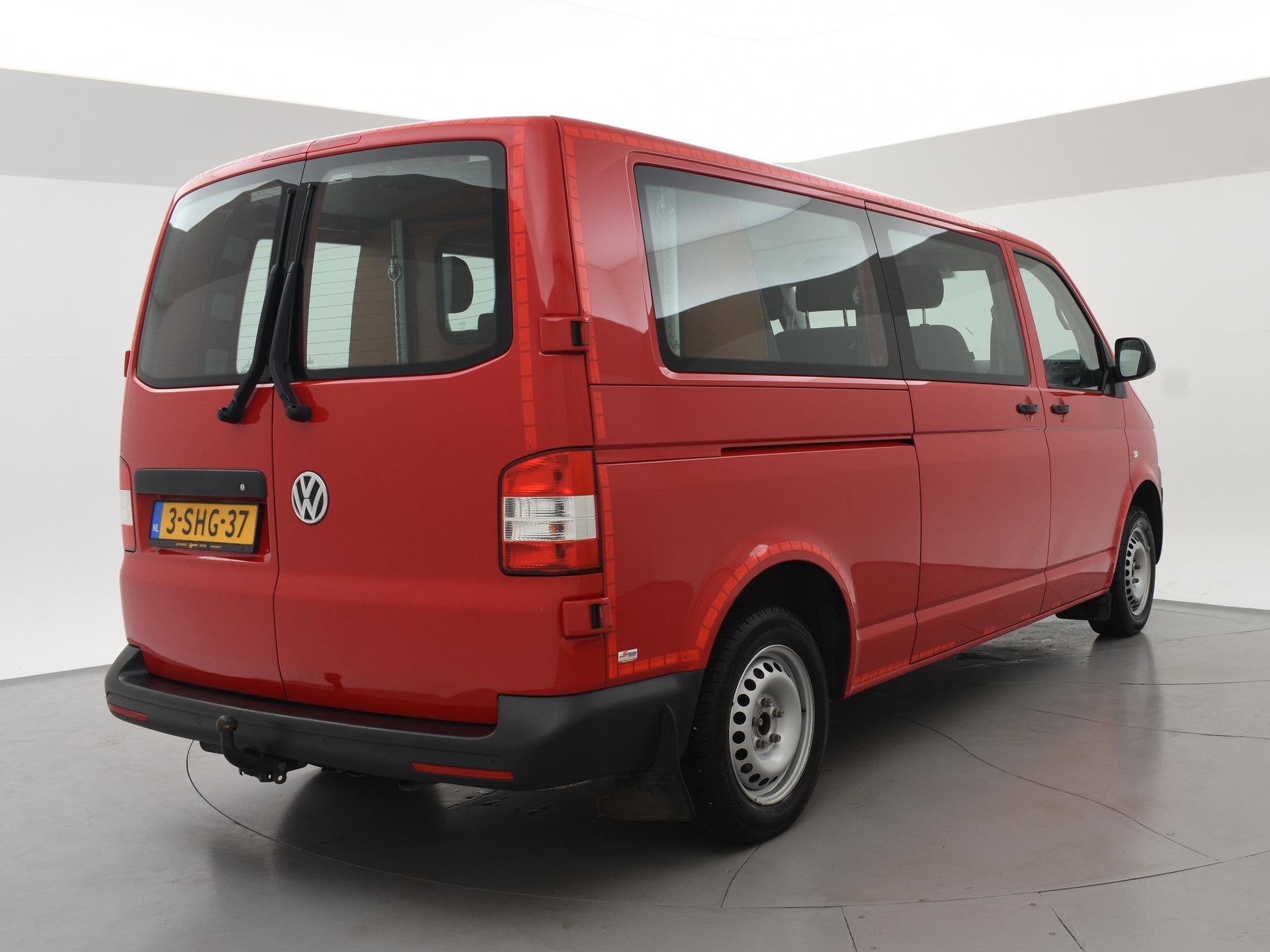 Volkswagen Transporter Kombi 2.0 TDI 140 PK DSG AUT. 8-PERS., Auto's, Euro 5, Stof, Gebruikt, 241 €/maand